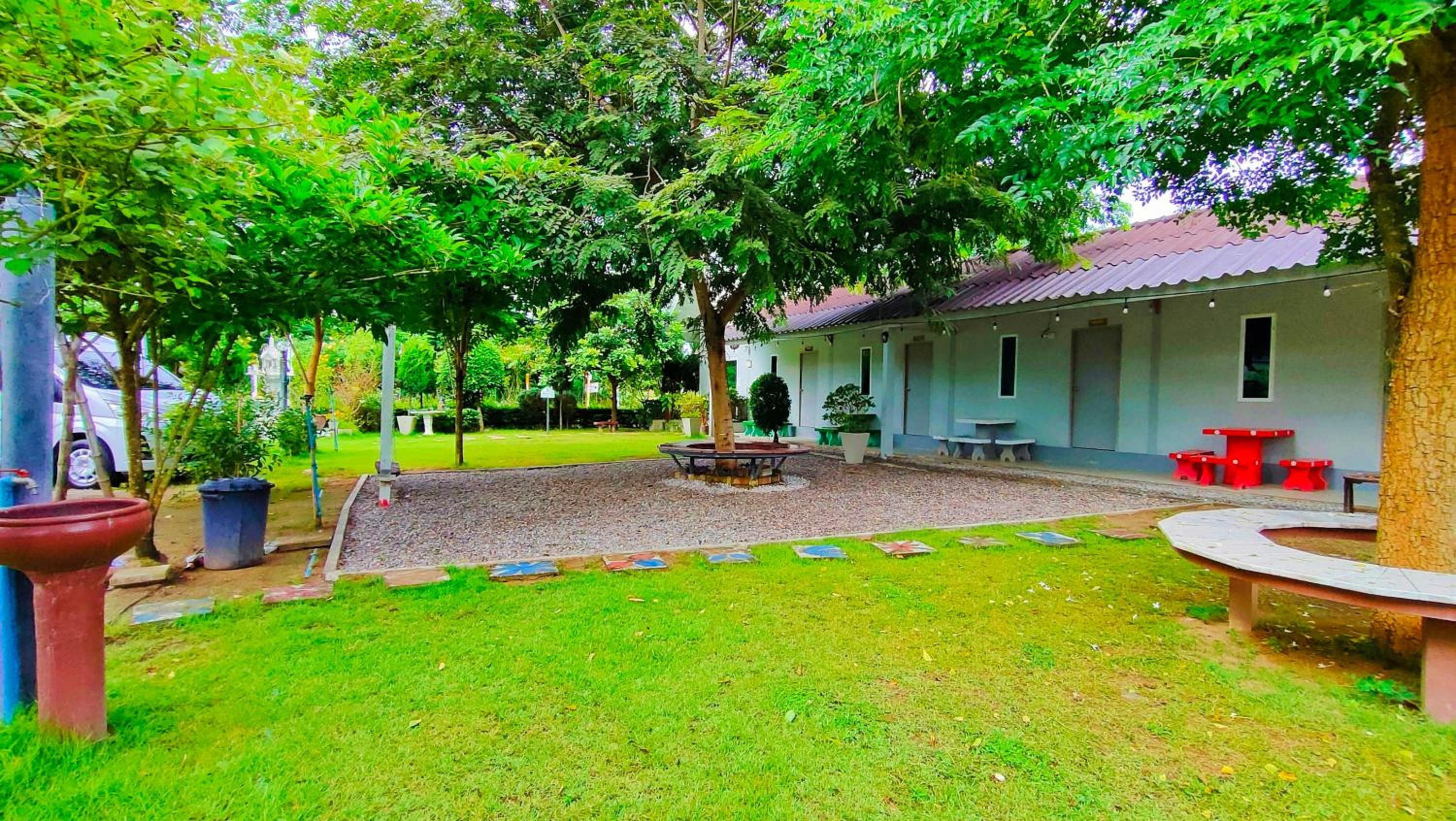Double Room with Garden View - Photo 32