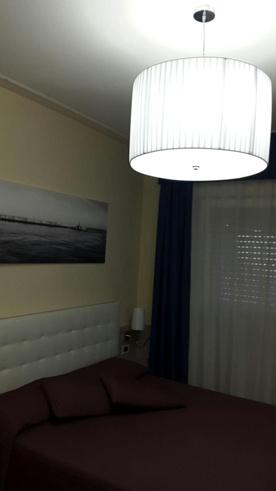 Double or Twin Room - Photo 5