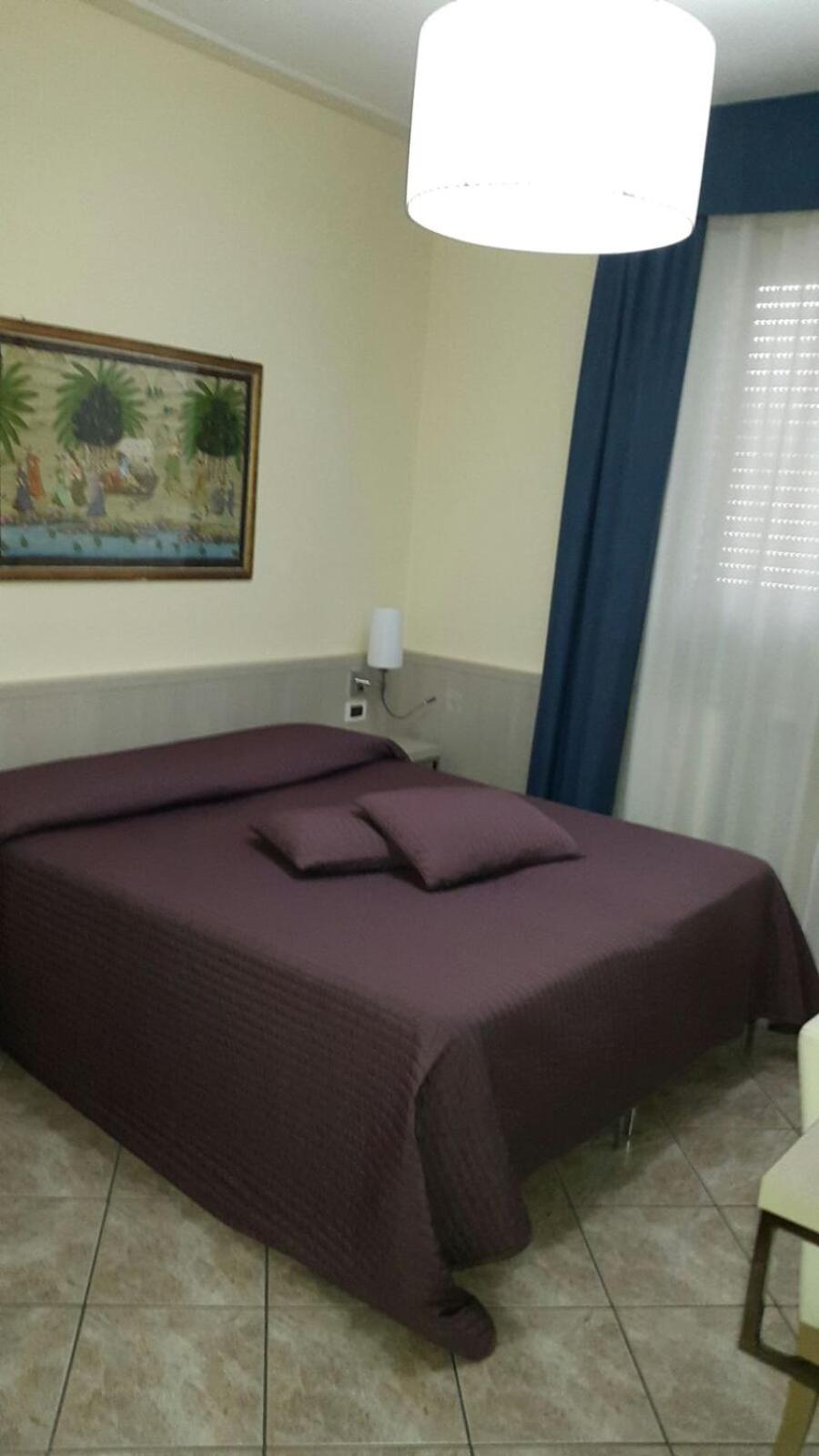 Double or Twin Room - Photo 19