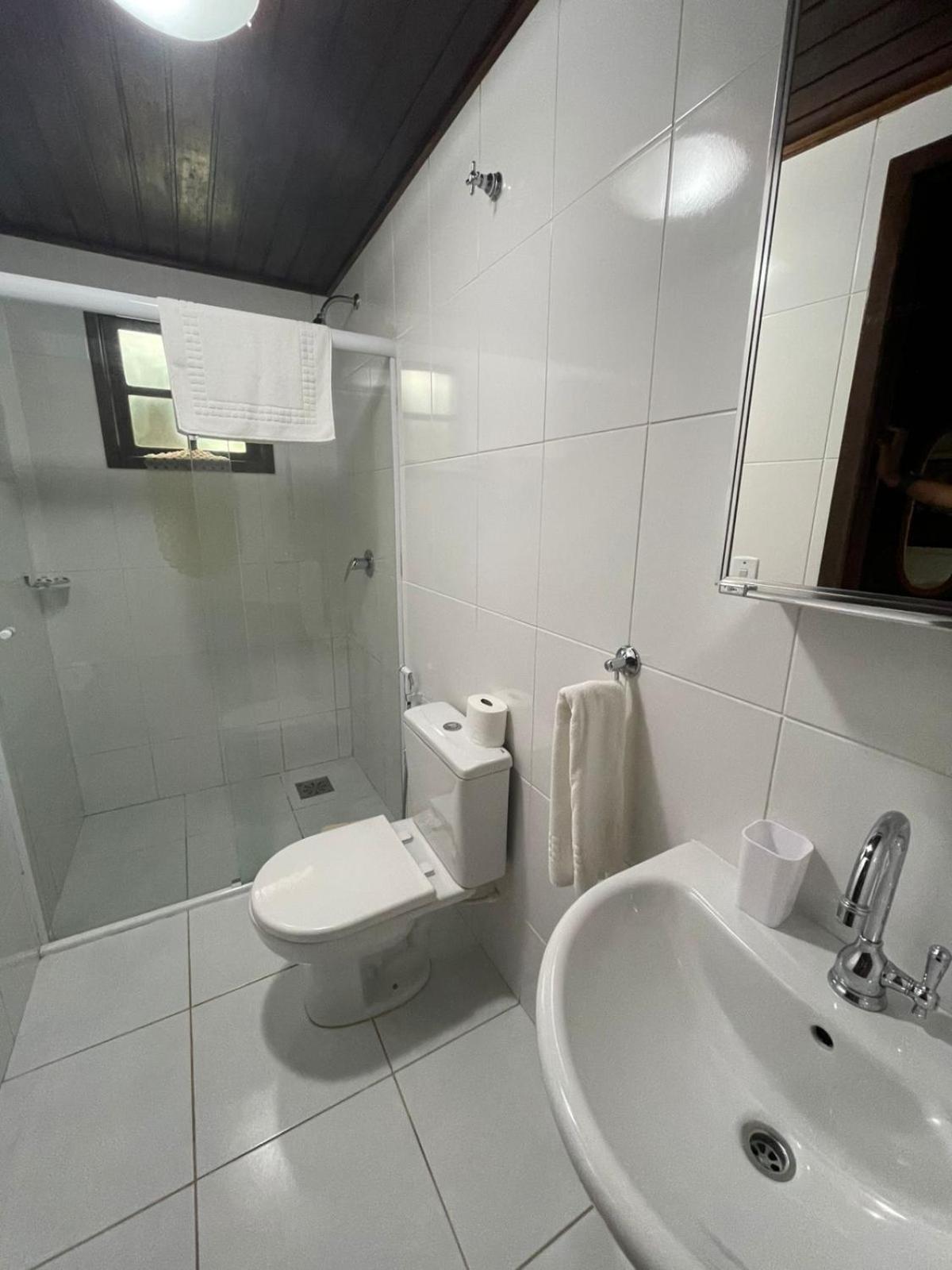 Deluxe King Suite photo 2