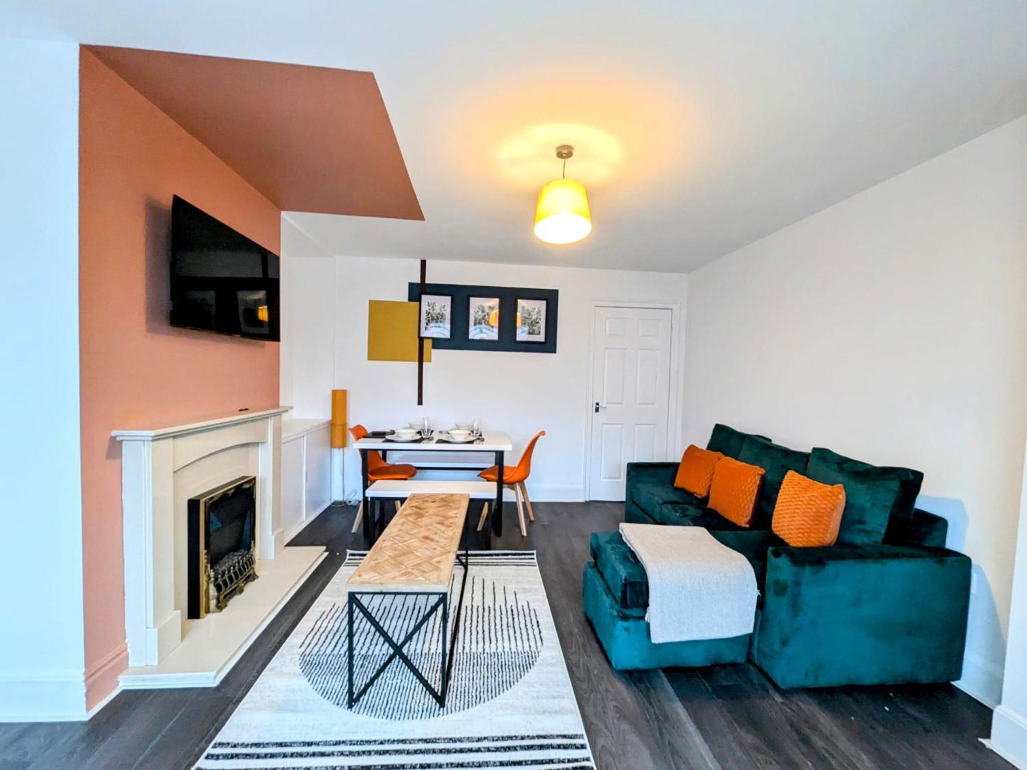 Apartment photo 1