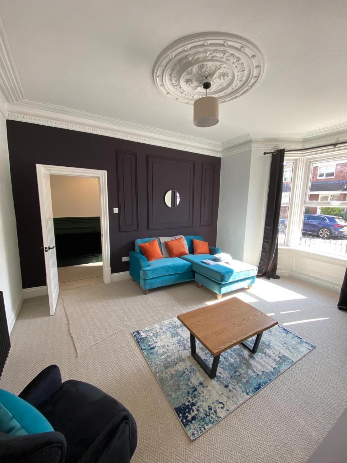 Apartment photo 1