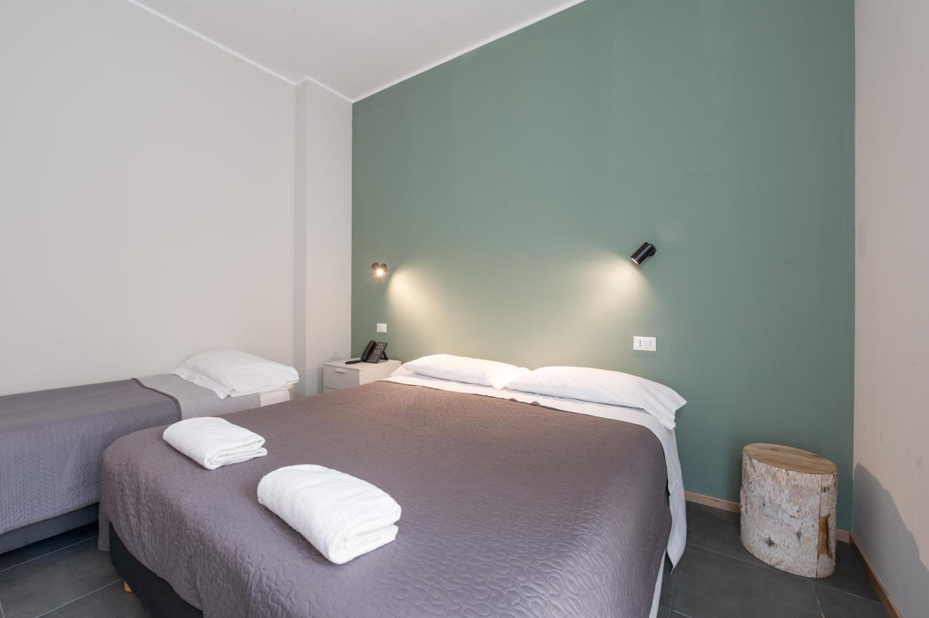 Standard Triple Room - Photo 1