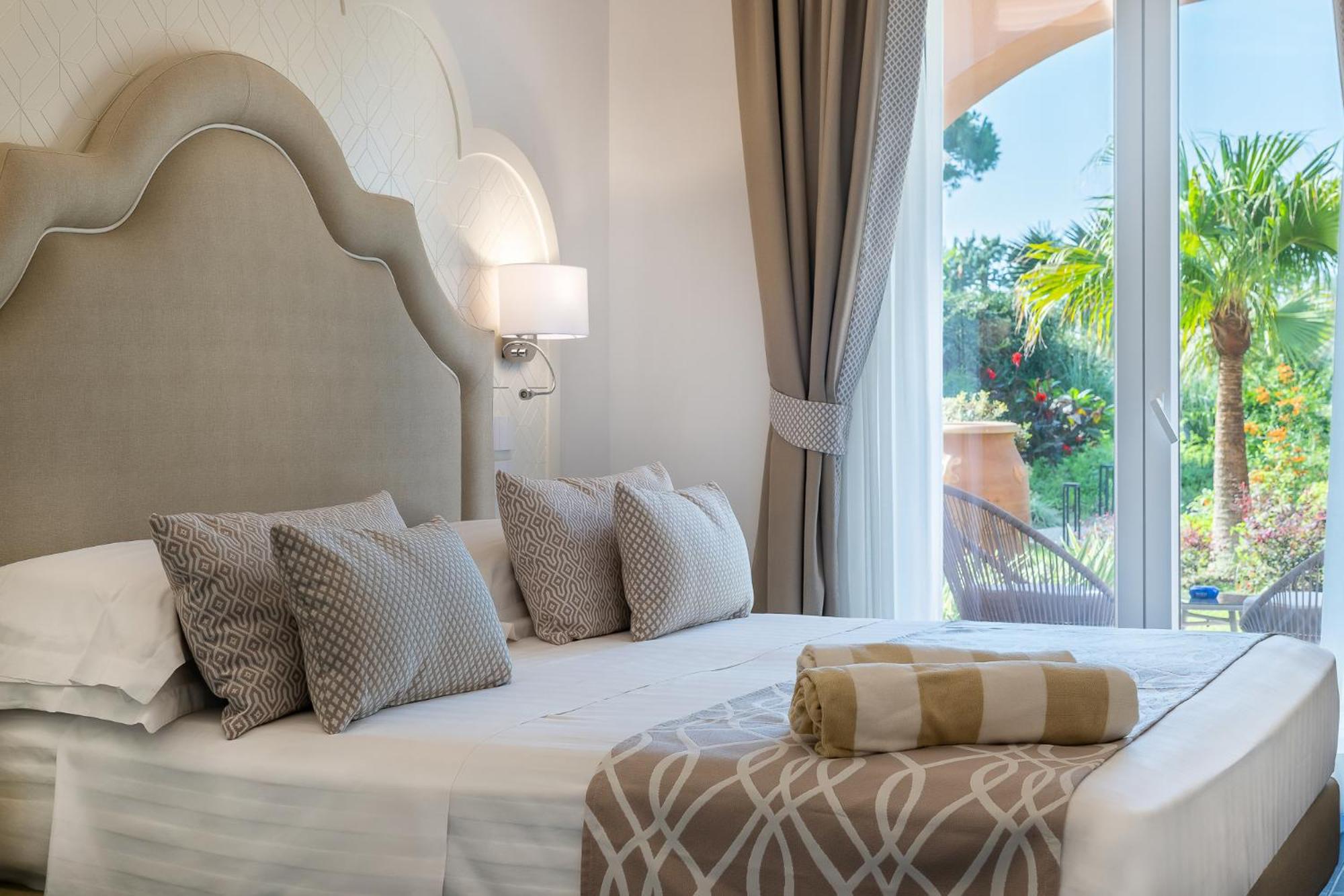 Superior Double Room - Photo 21