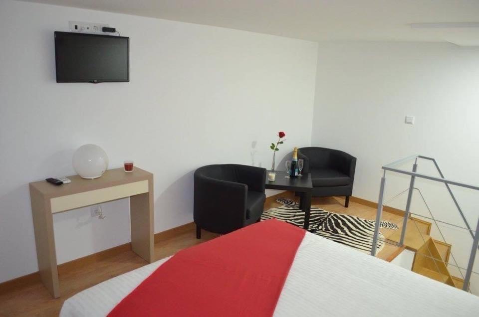 Studio Apartment photo 3