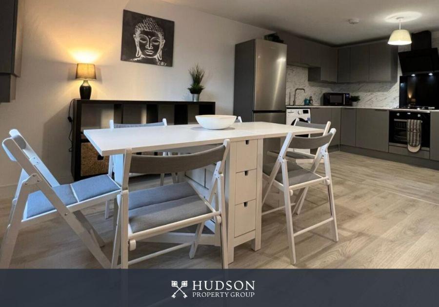 Three-Bedroom House photo 1
