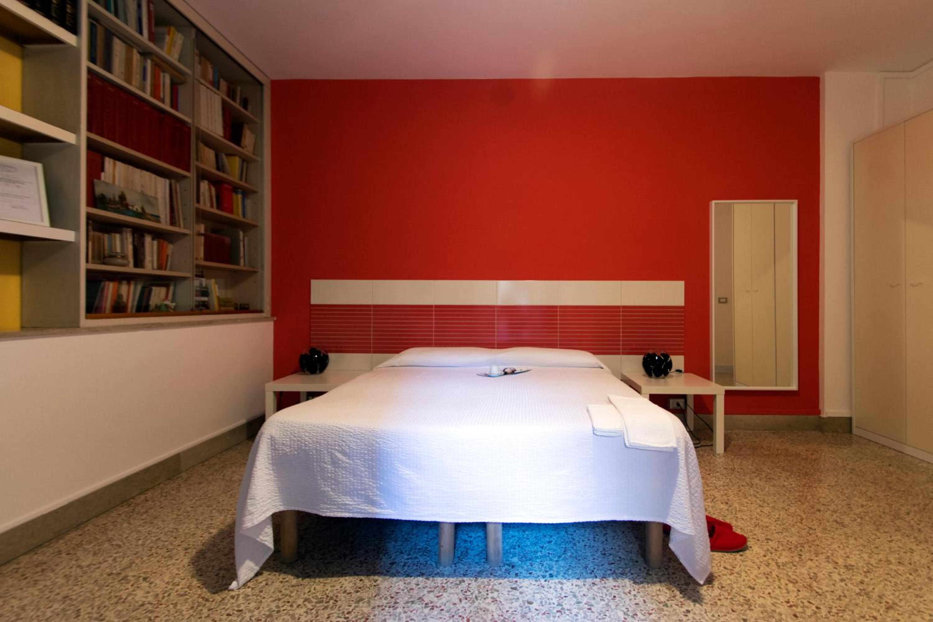 Double Or Twin Room With Private Bathroom photo 2