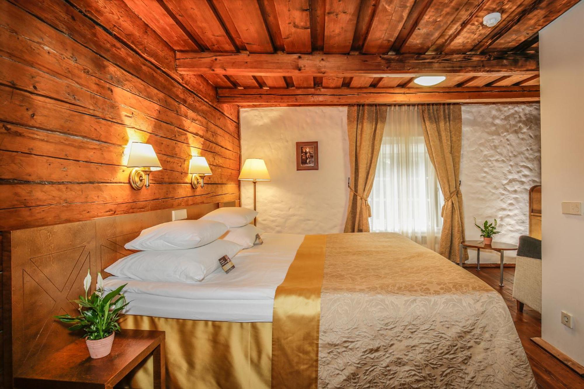 Zen Double or Twin Room with free visit to Sauna Center - Photo 1