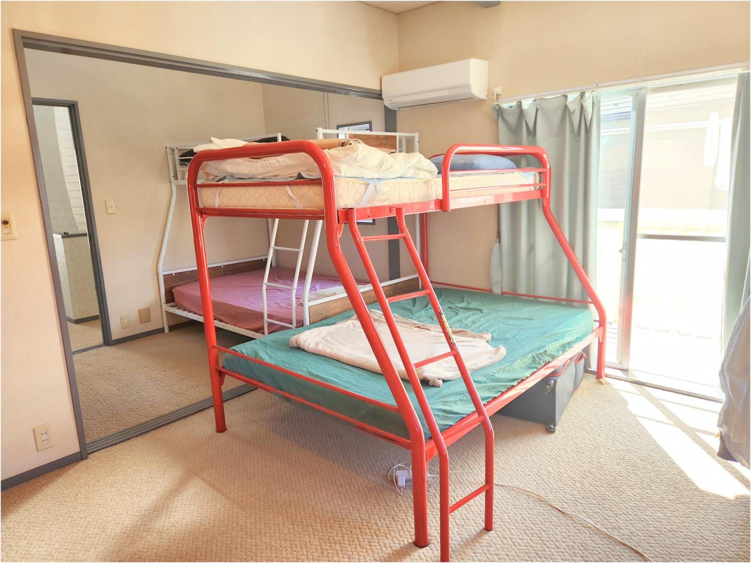 Bunk Bed In Mixed Dormitory Room photo 1