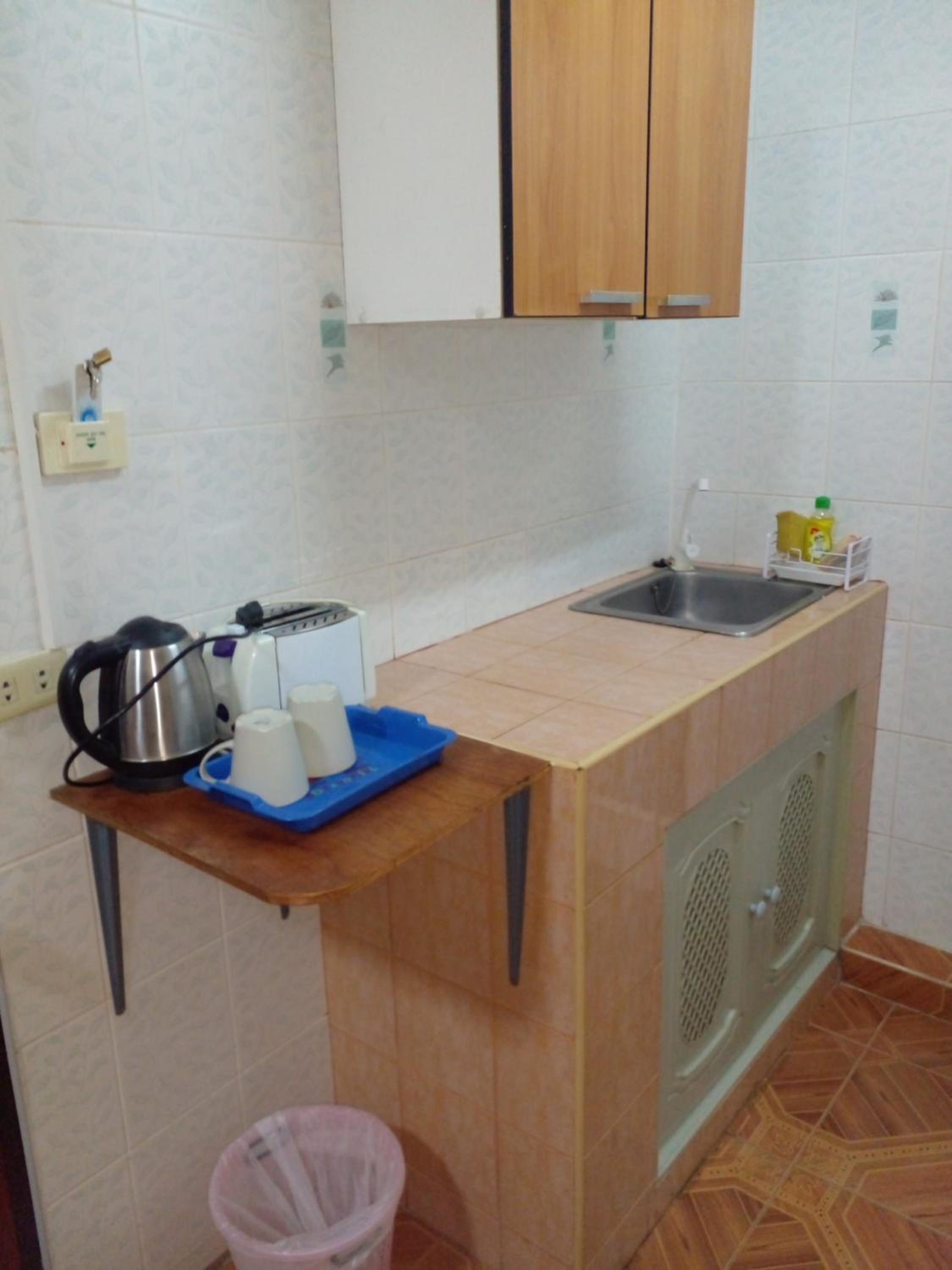 Deluxe Double Room with Balcony - Photo 16