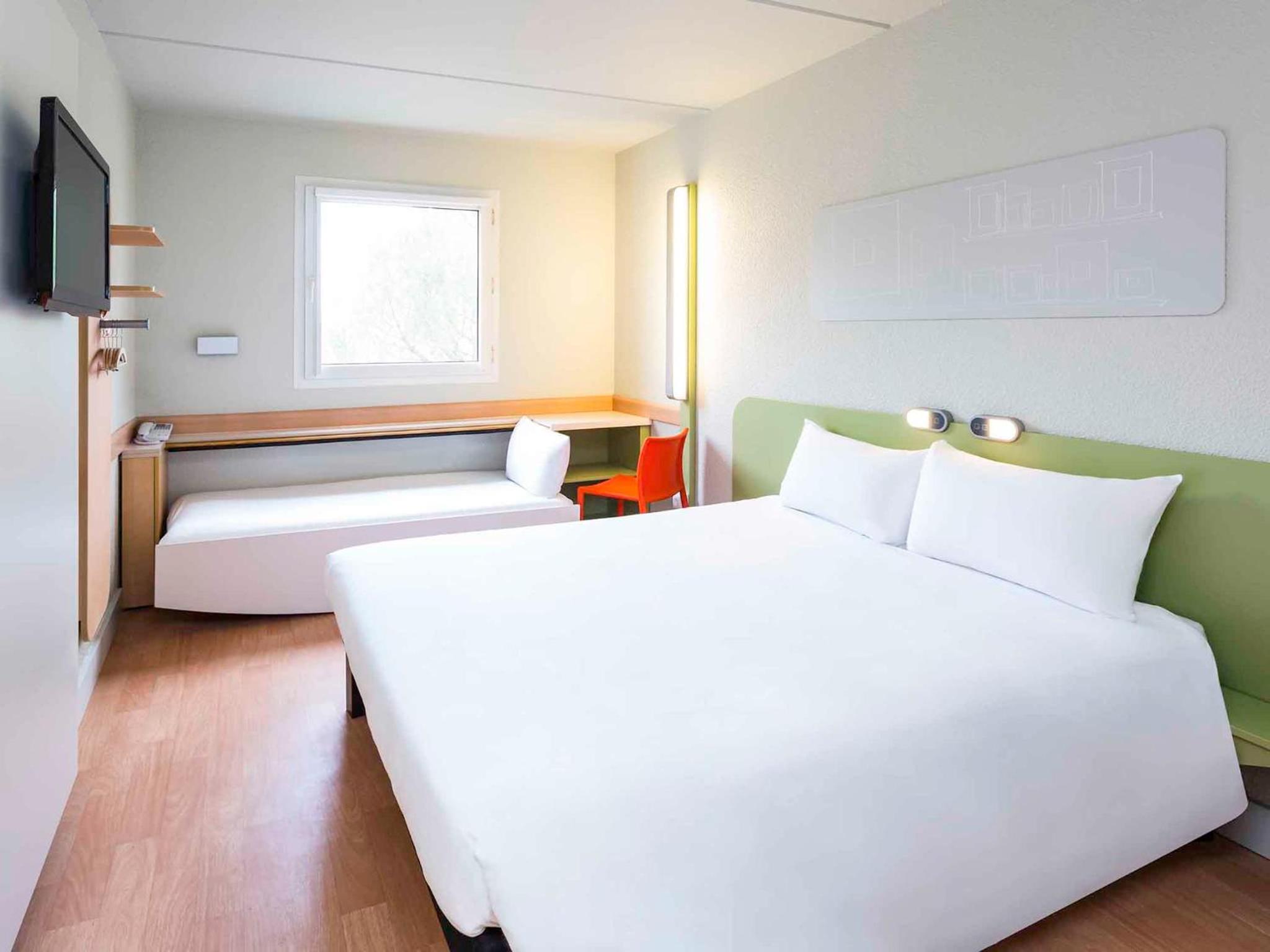 Triple Room - Photo 2
