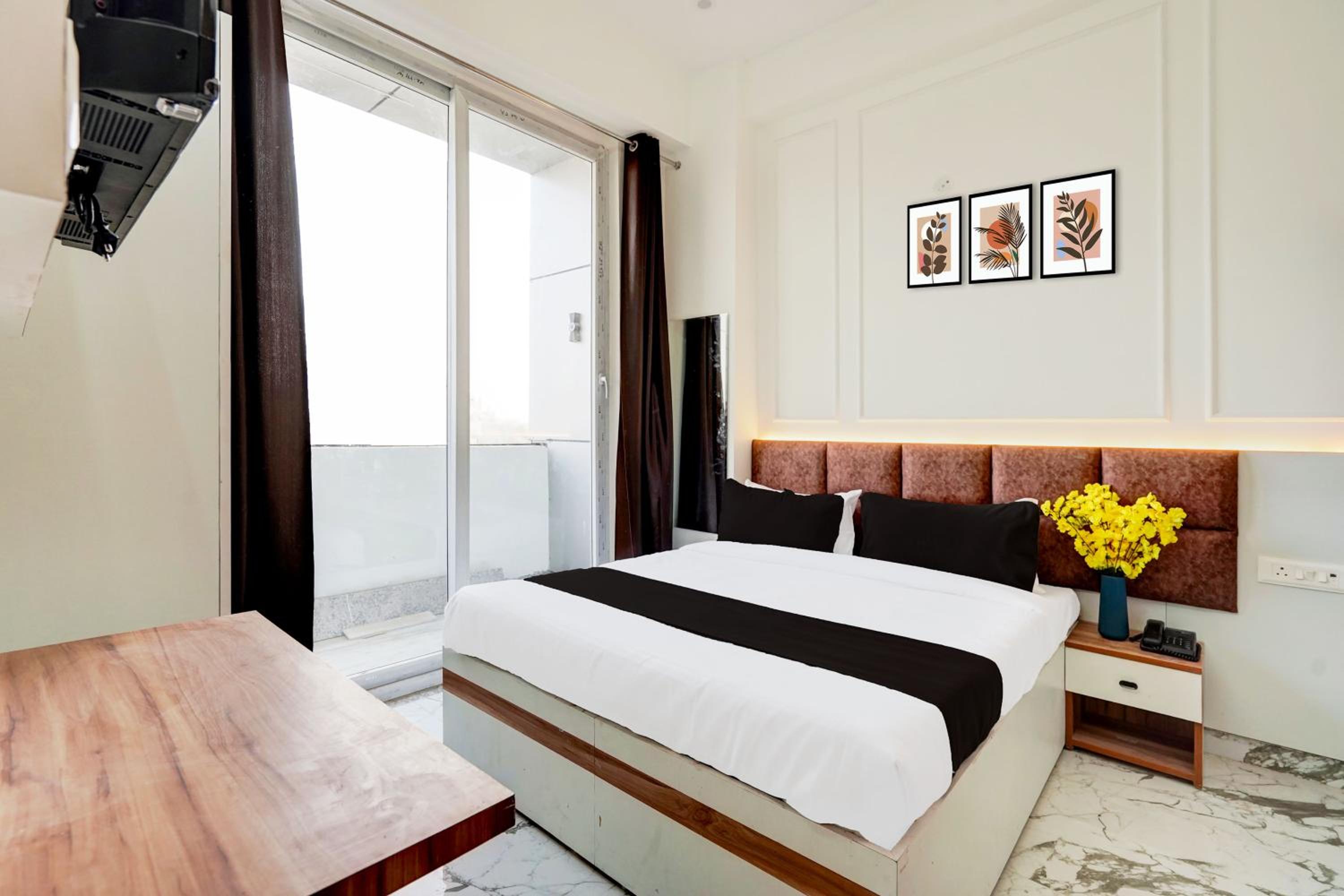 Classic Triple Room photo 1