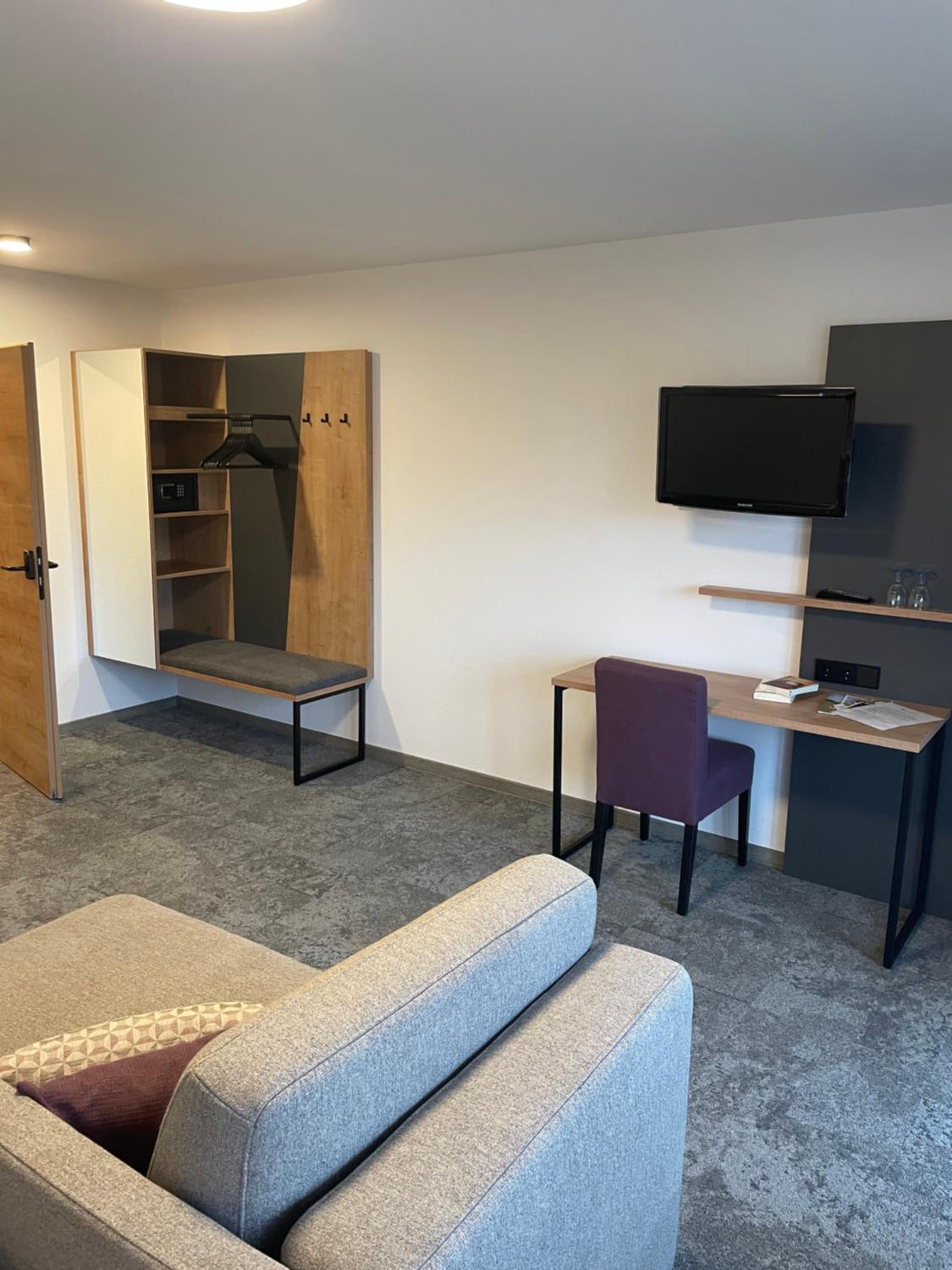 Double Room With Balcony (2 Adults + 1 Child)