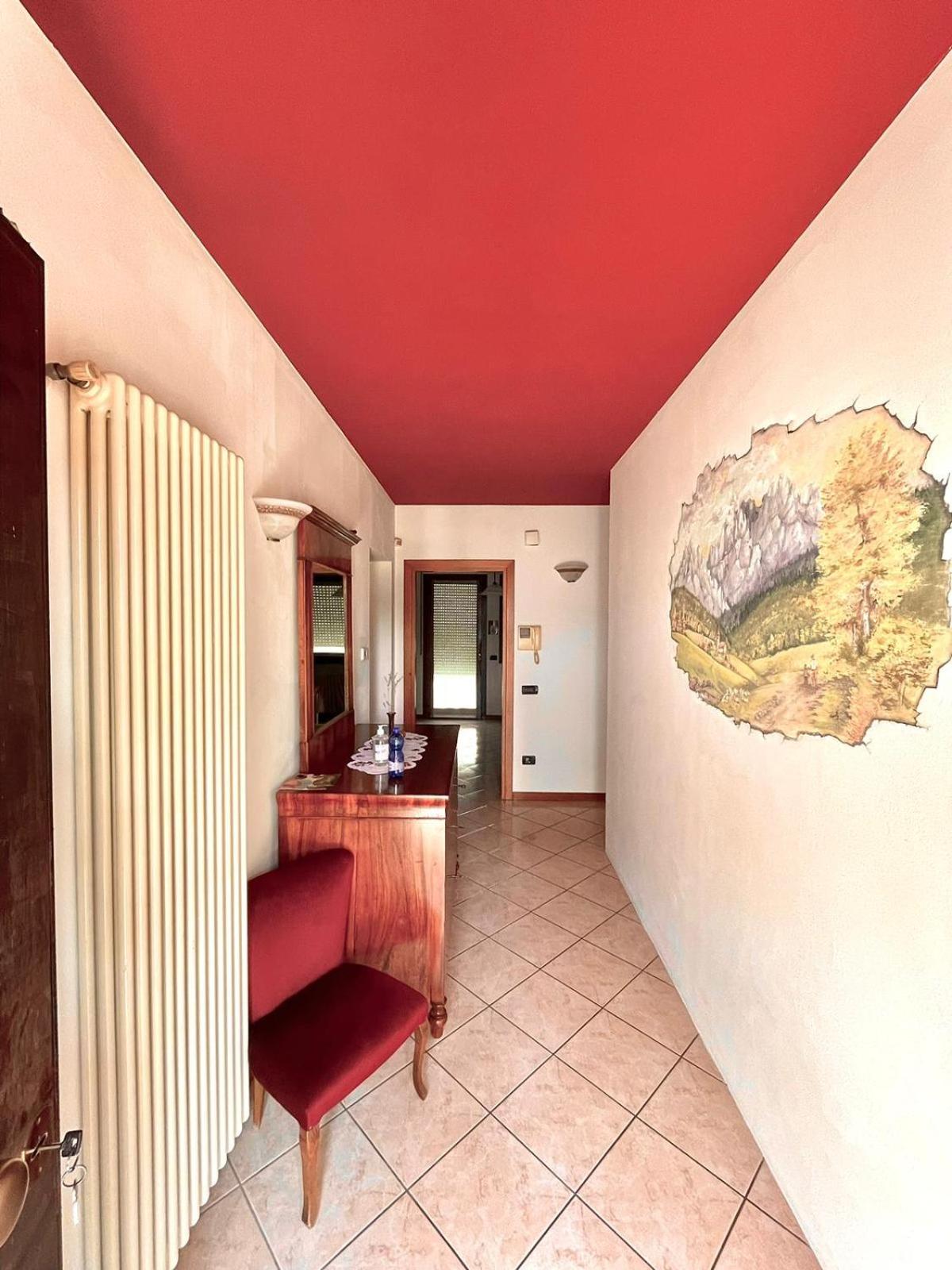 Apartment - Split Level - Photo 12