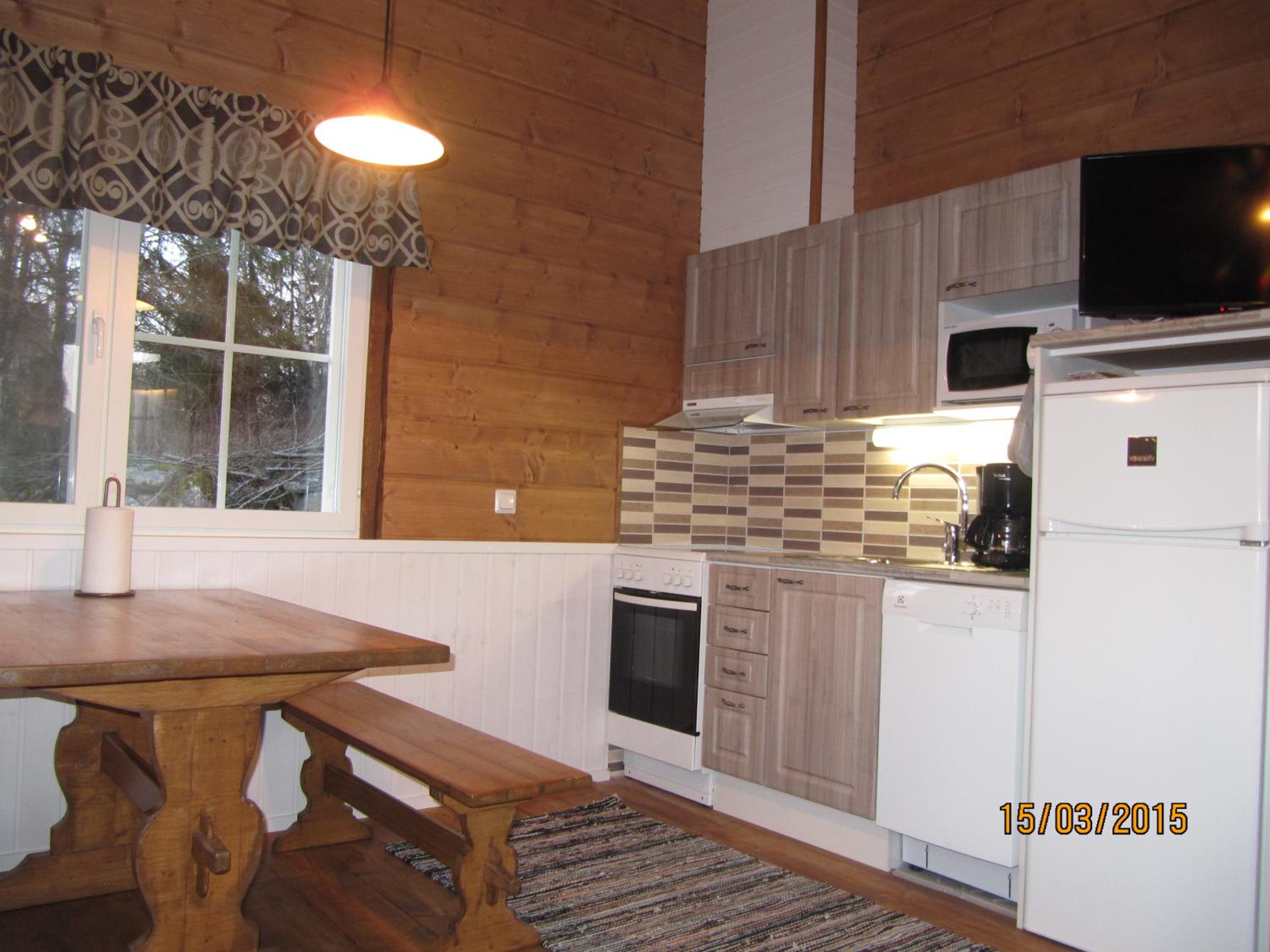 One-Bedroom House - Photo 18