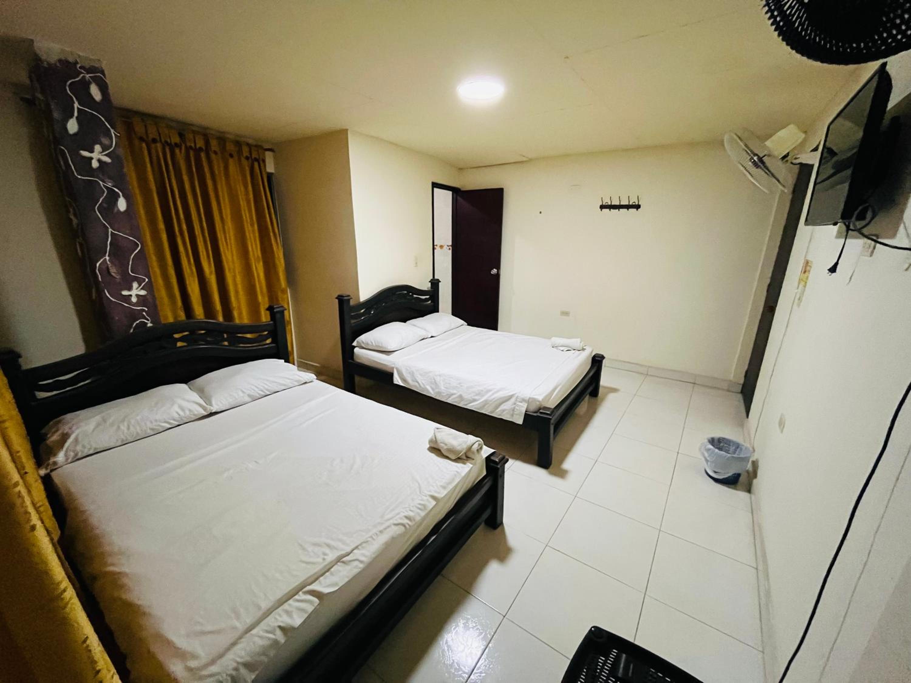 Double Room with Two Double Beds photo 1