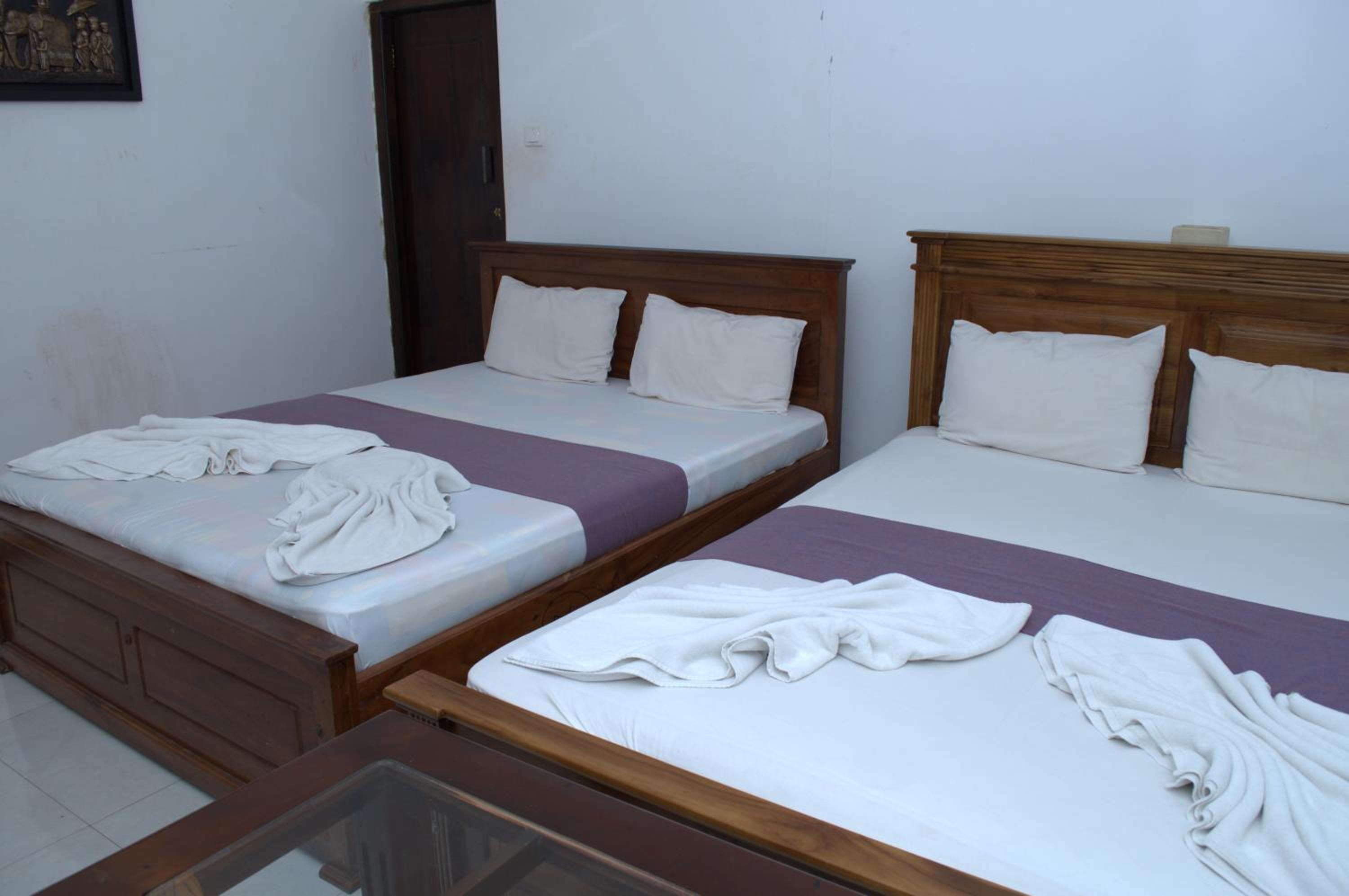 Single Bed in Female Dormitory Room photo 3