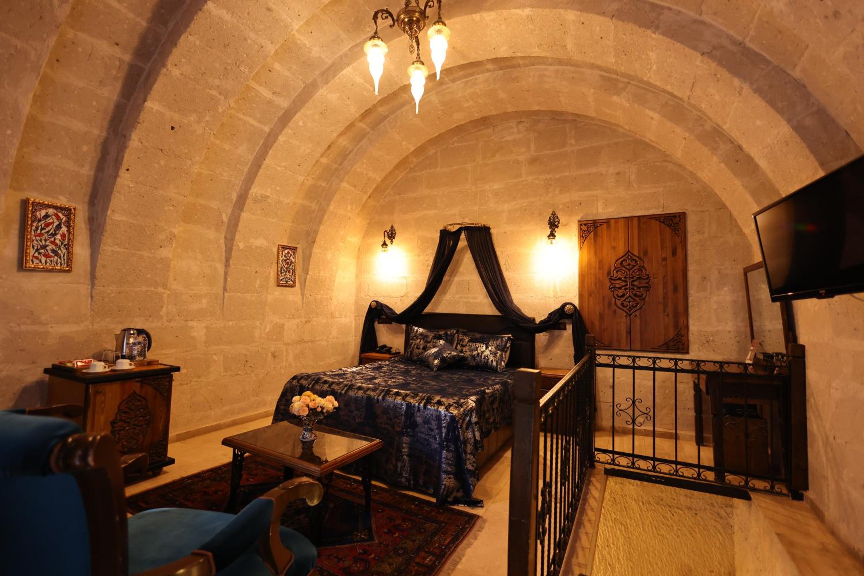 Comfort Cave