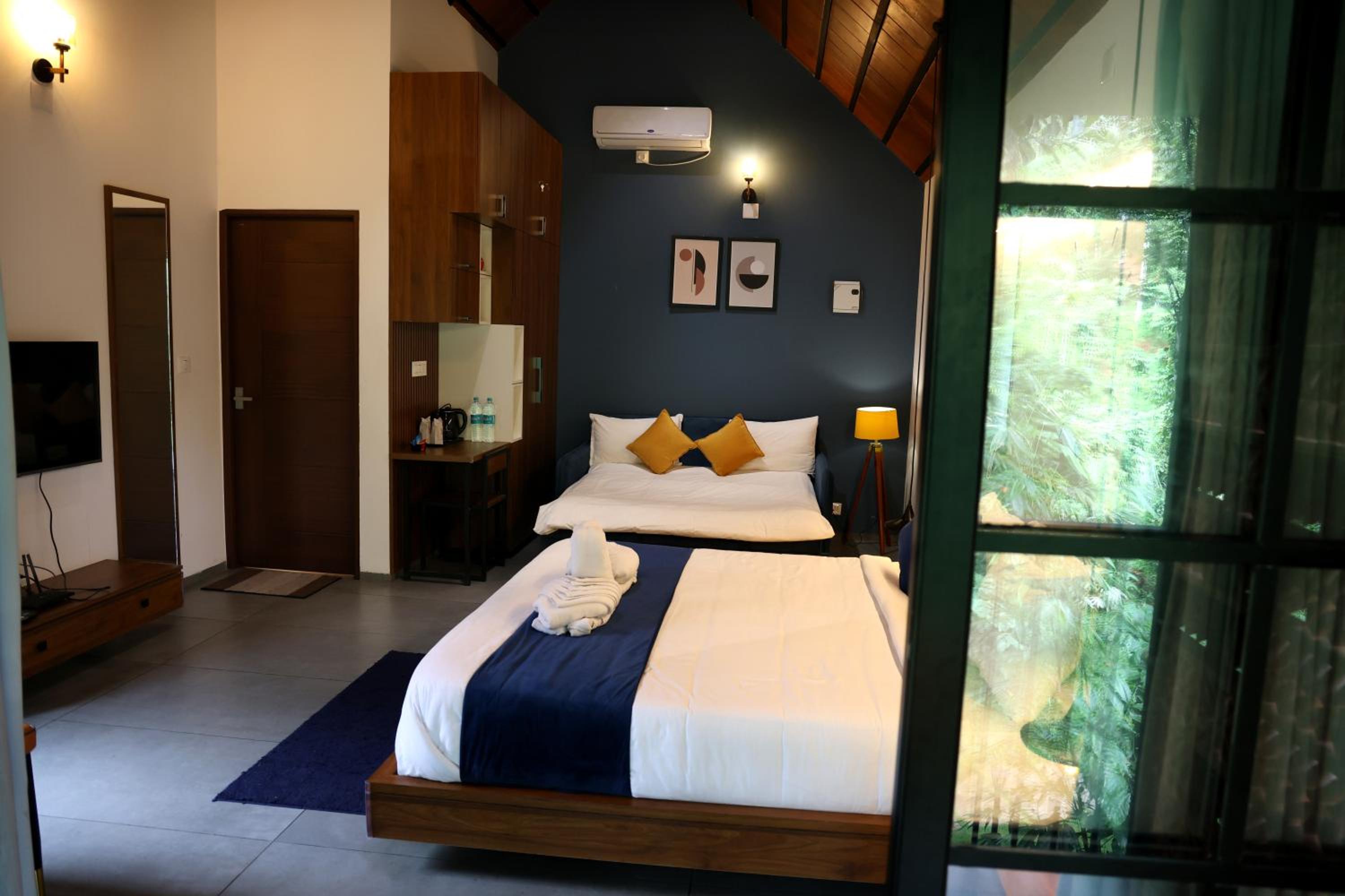 Family Suite - Photo 10