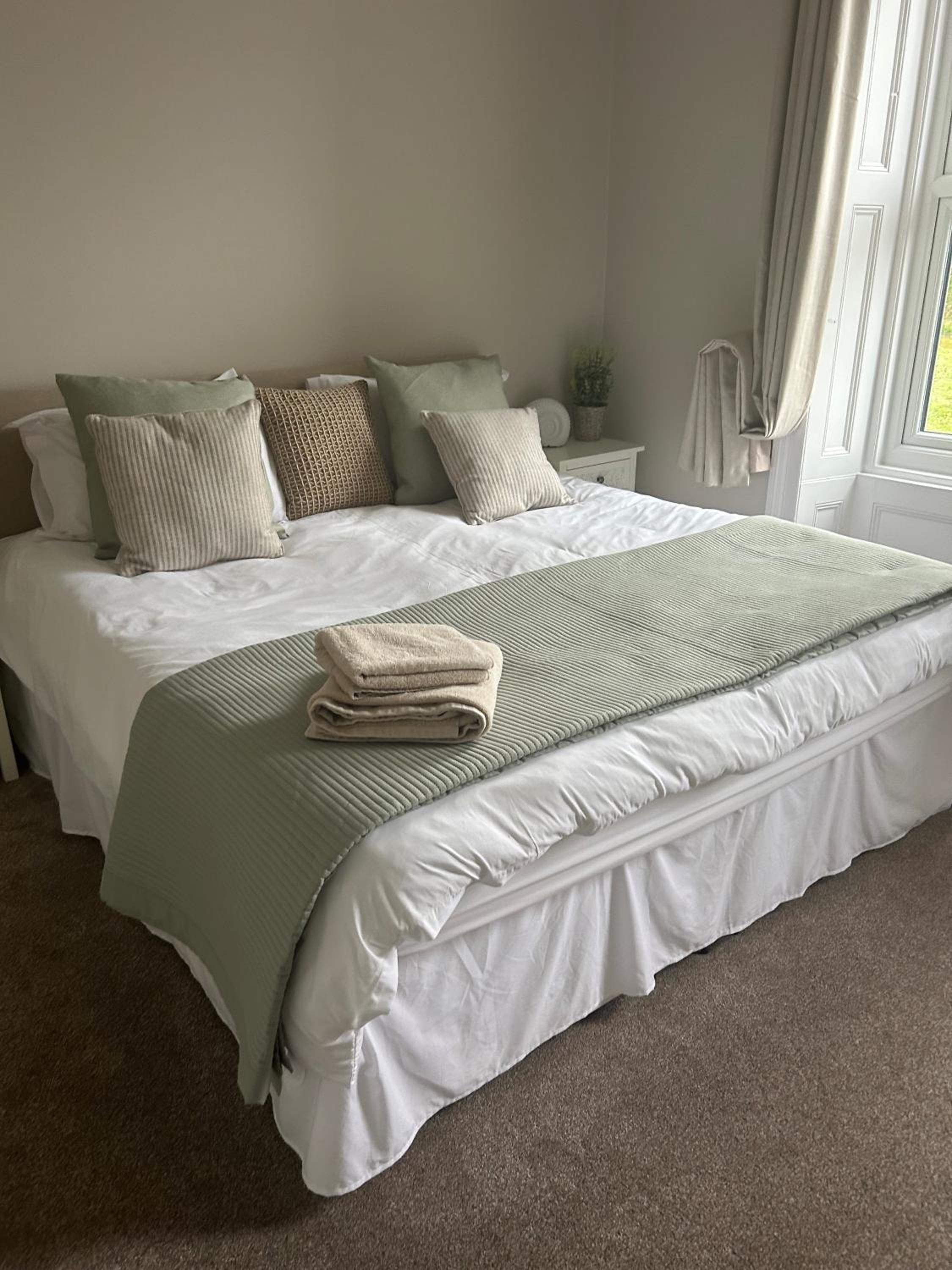 Deluxe King Room