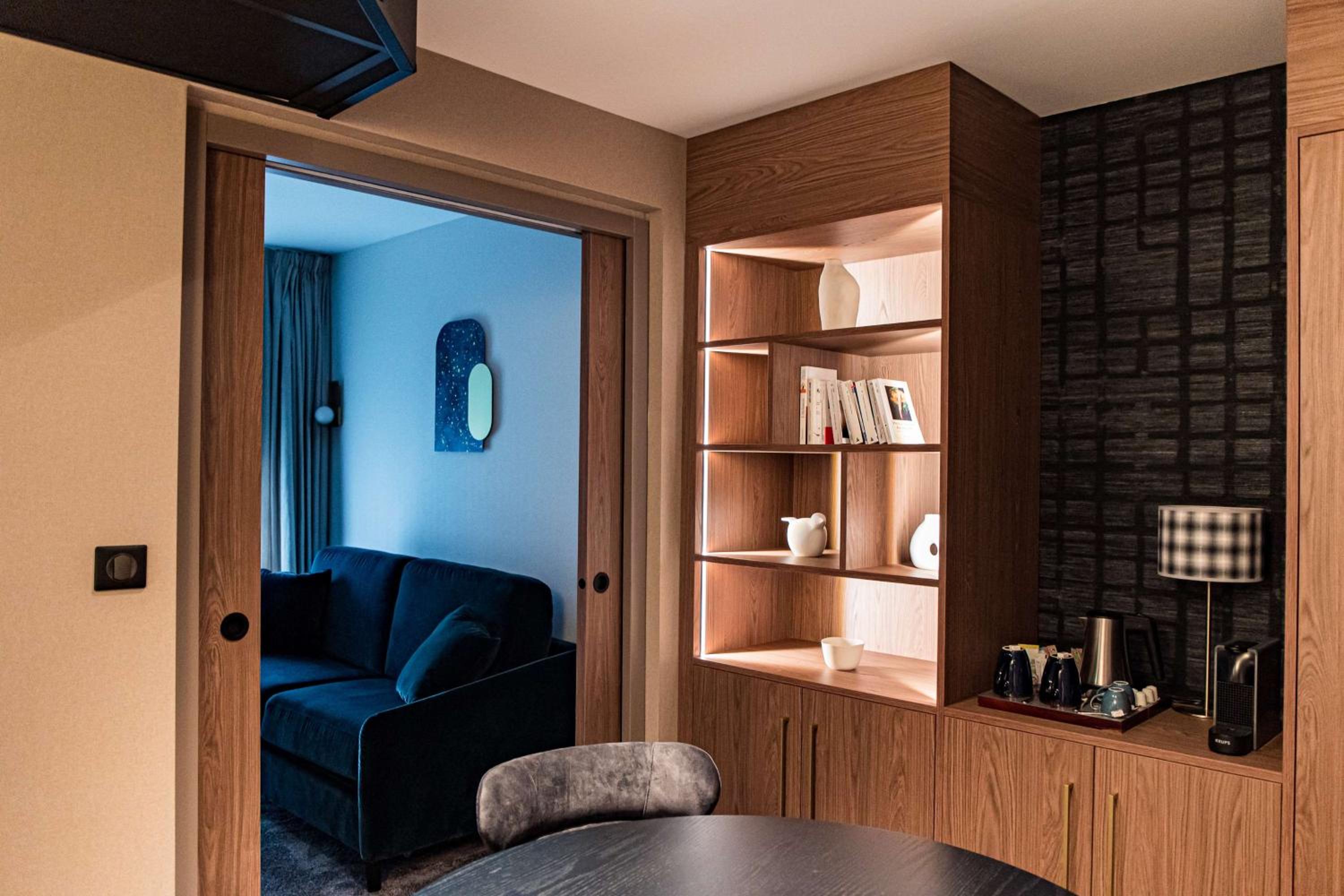 King Suite with Sofa Bed for Children - Non-Smoking