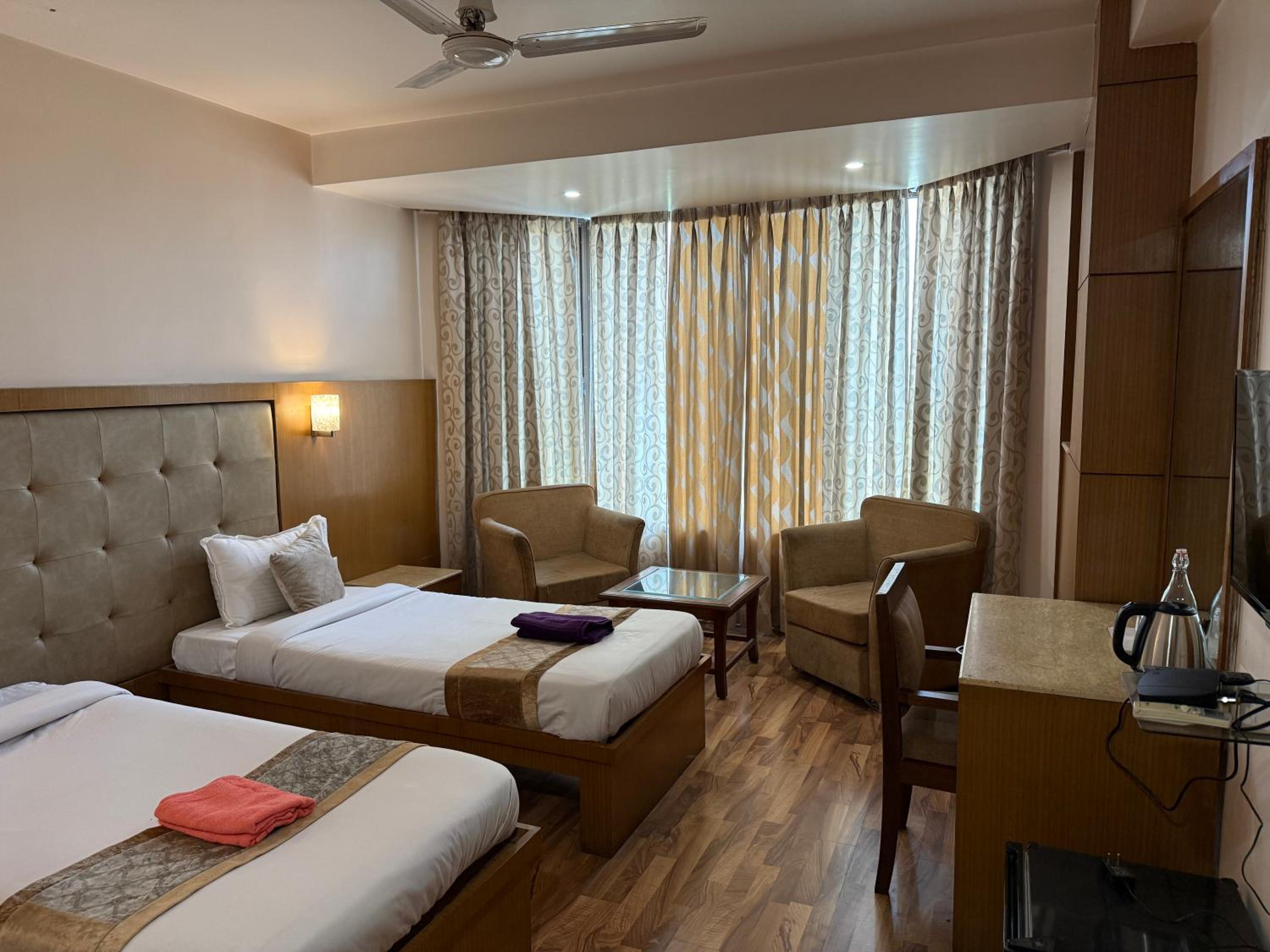 Deluxe Twin Room - Photo 4