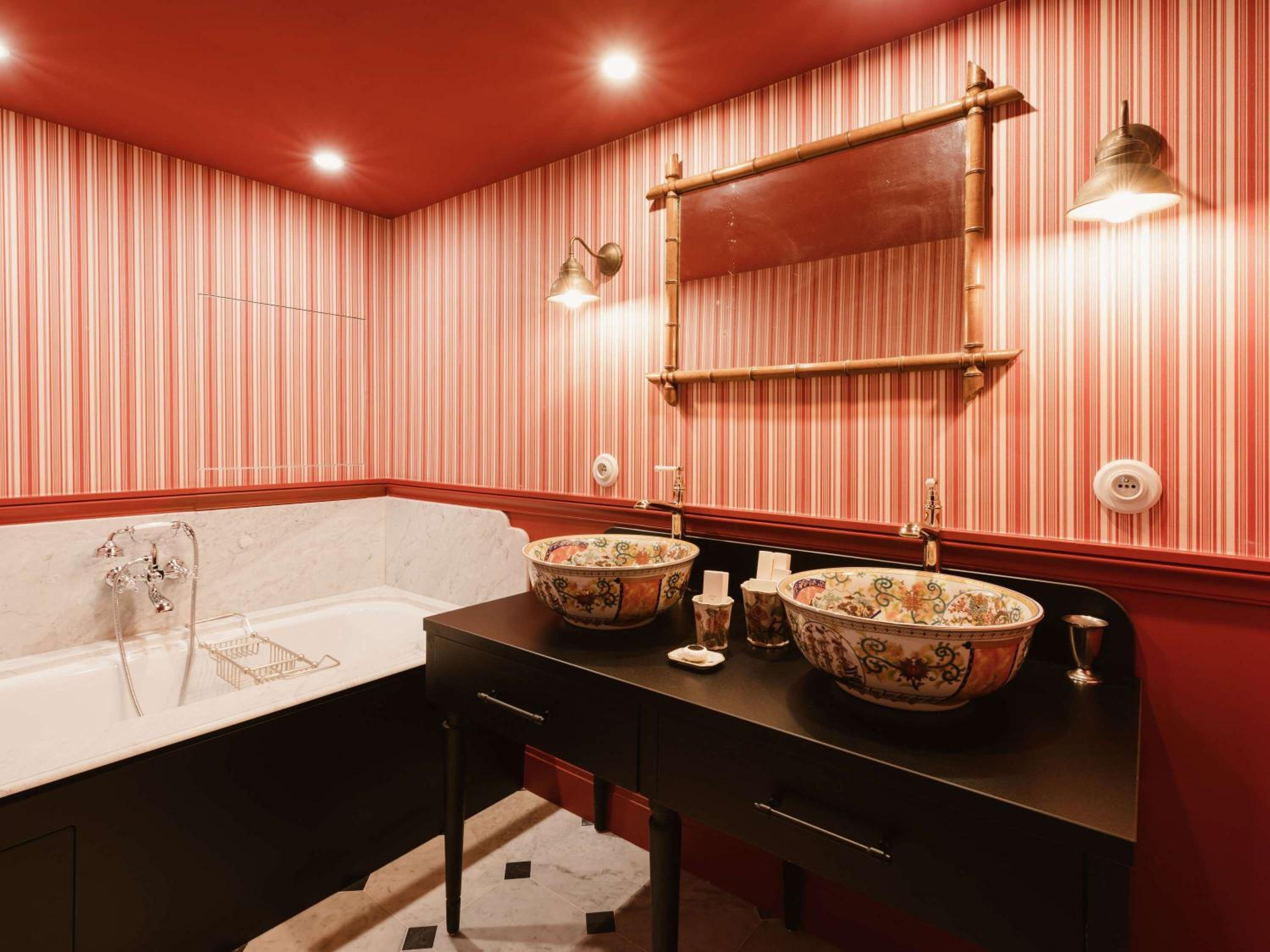 La Pagode Room - Photo 4