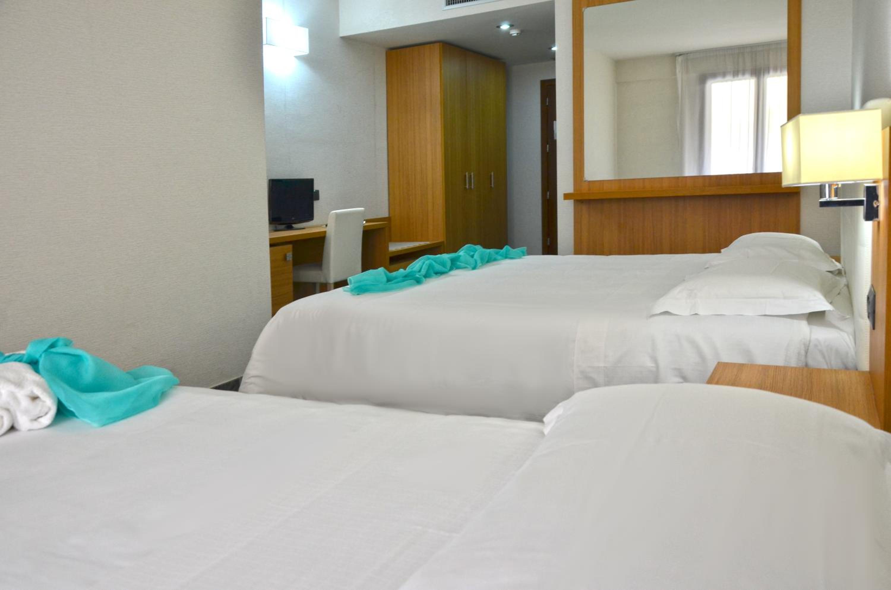 Triple Room - Photo 1