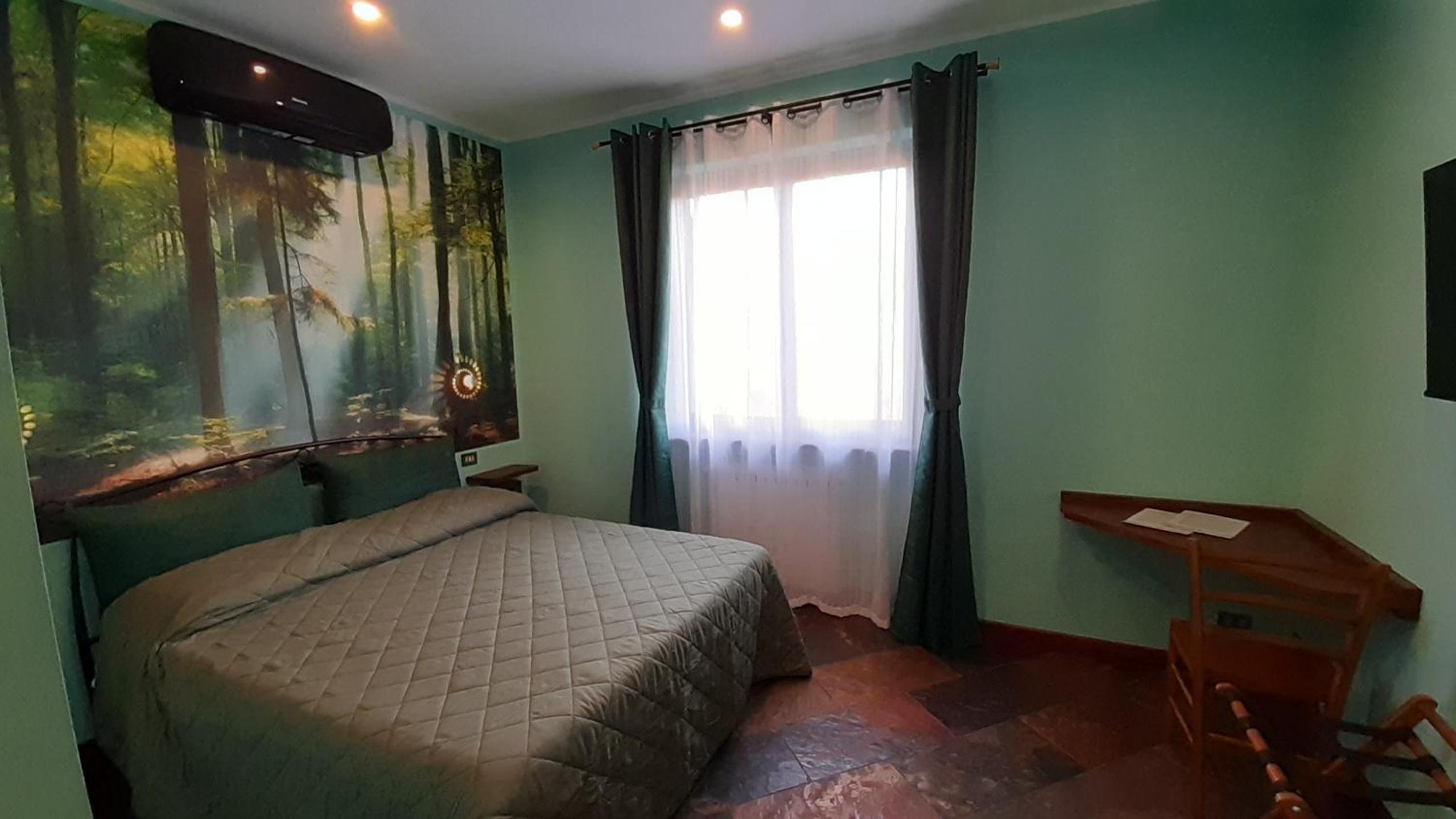 Double Room With Private Bathroom photo 2