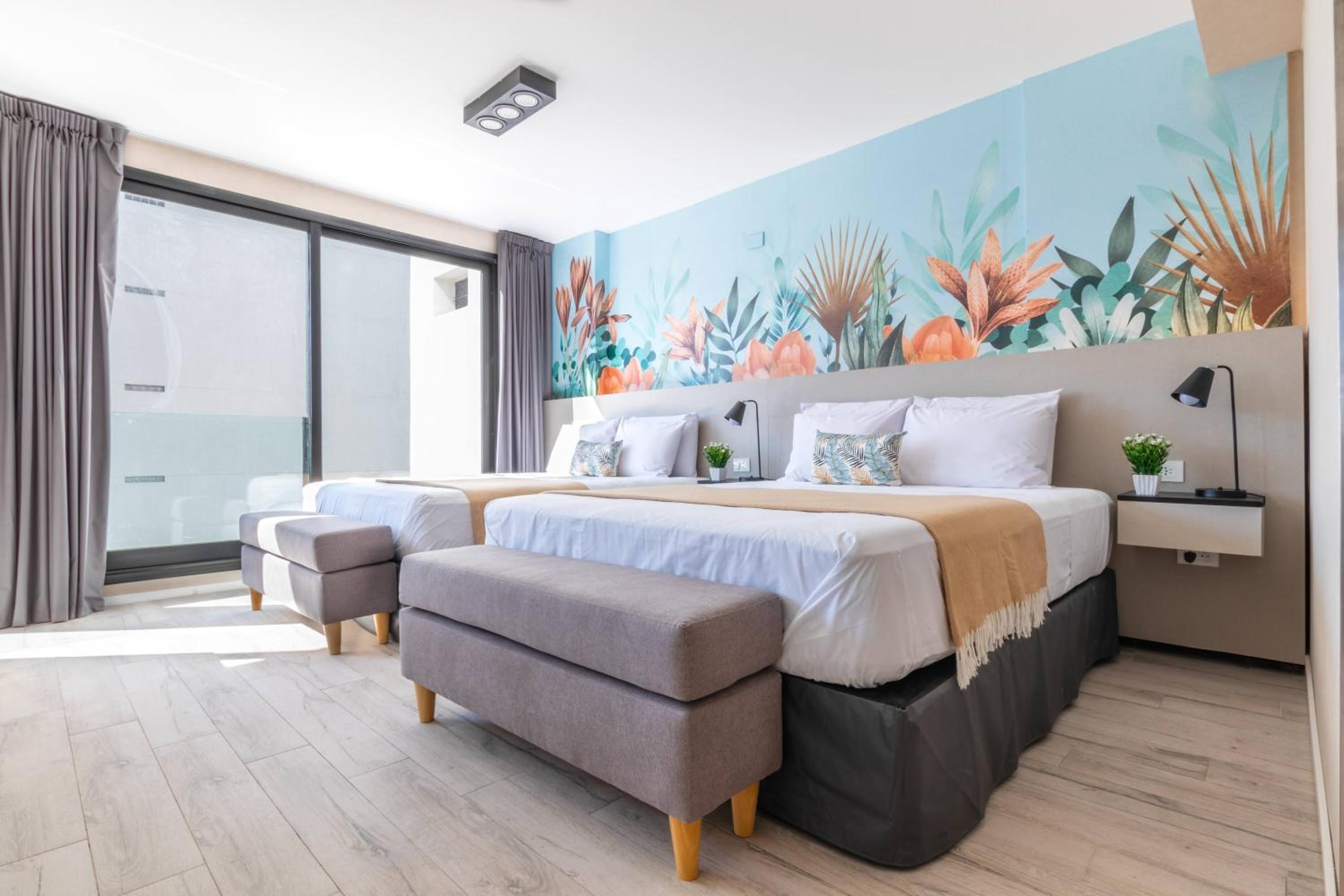 Deluxe Family Suite