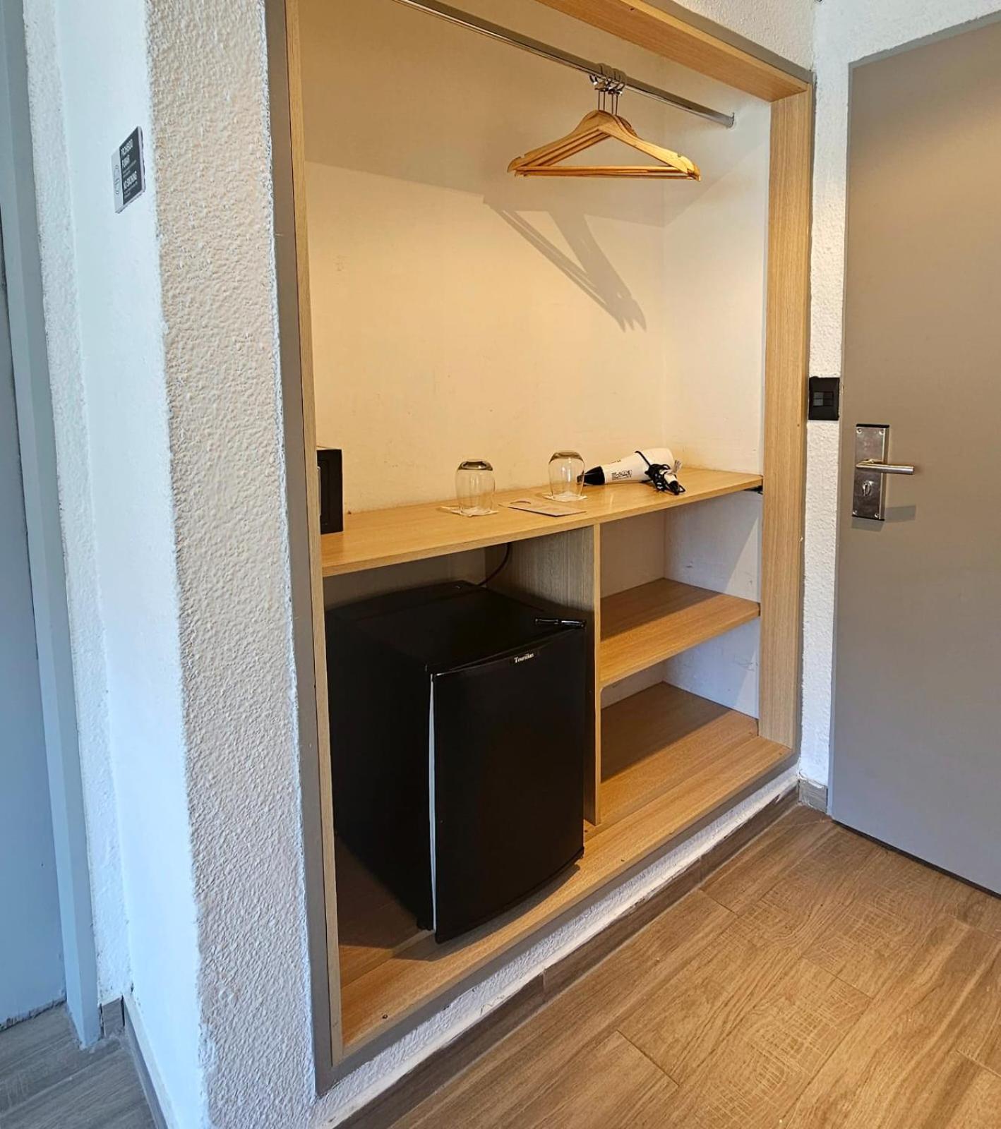 Double or Twin Room photo 2