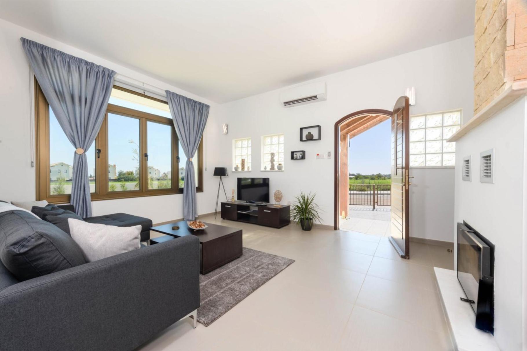 Two-Bedroom Villa photo 1