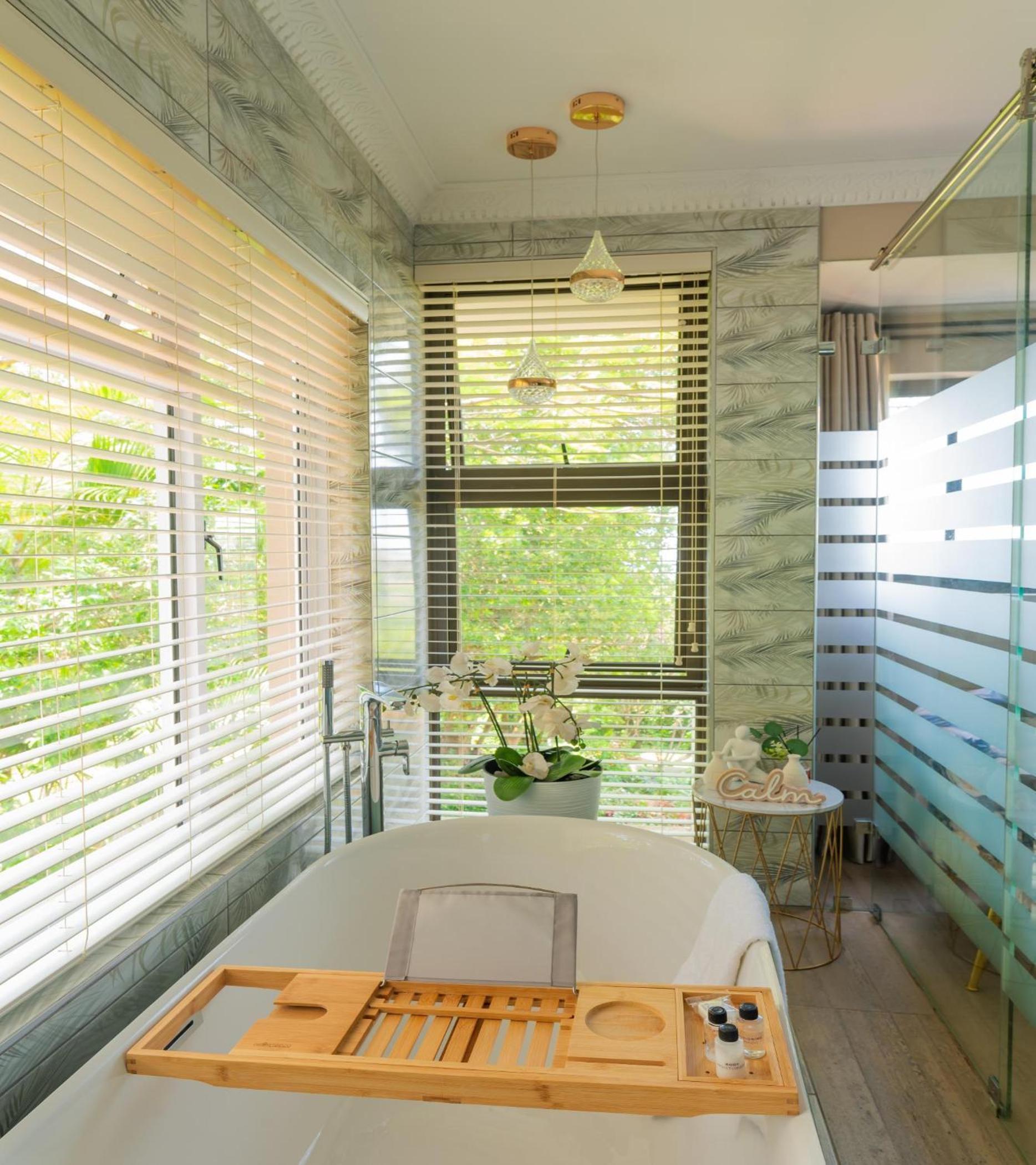 Apartment with Sea View - Photo 16