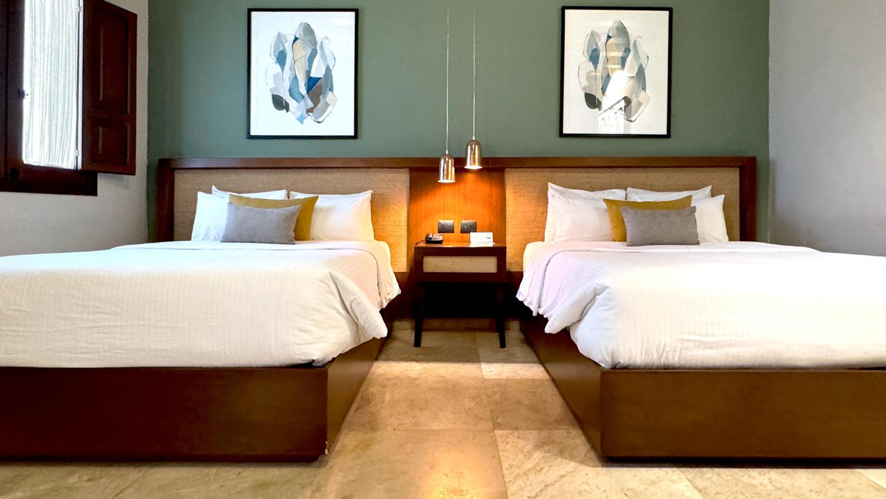 Twin Room with Pool View - Photo 1