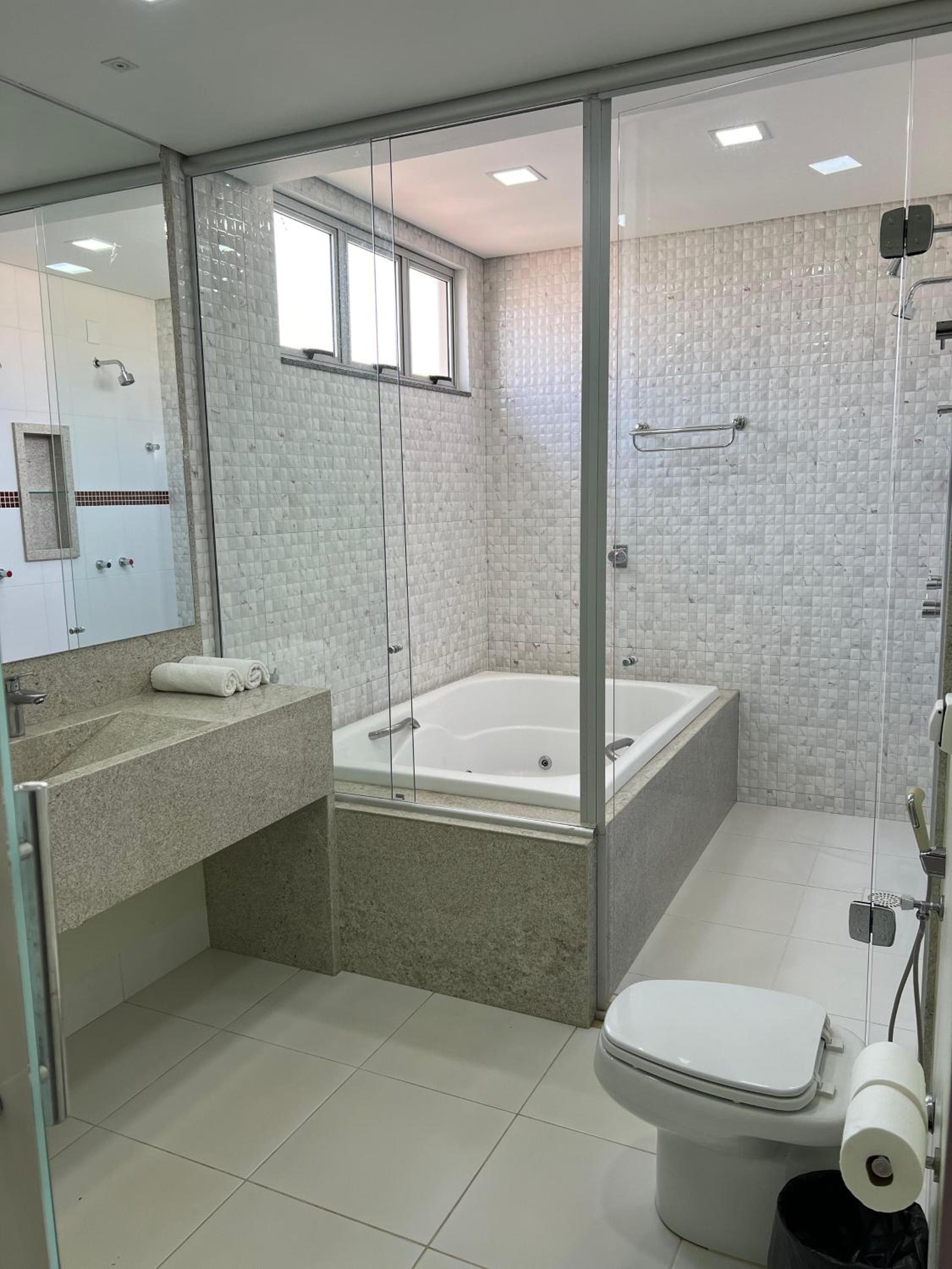 King Room with Spa Bath photo 2