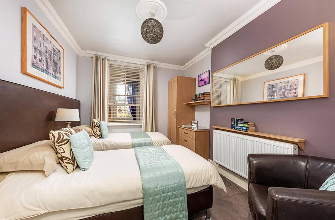 Small Twin Room