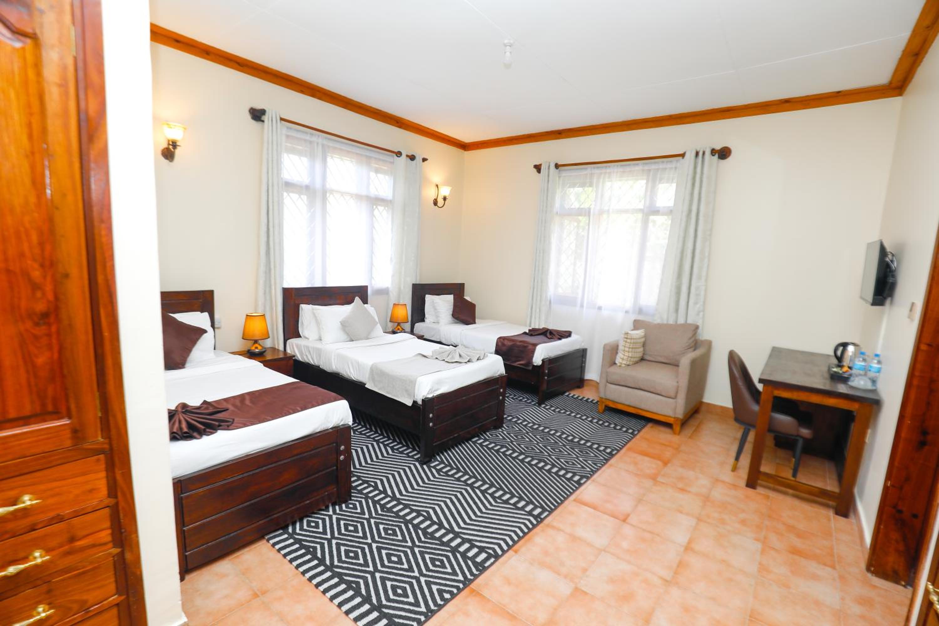 Superior Triple Room