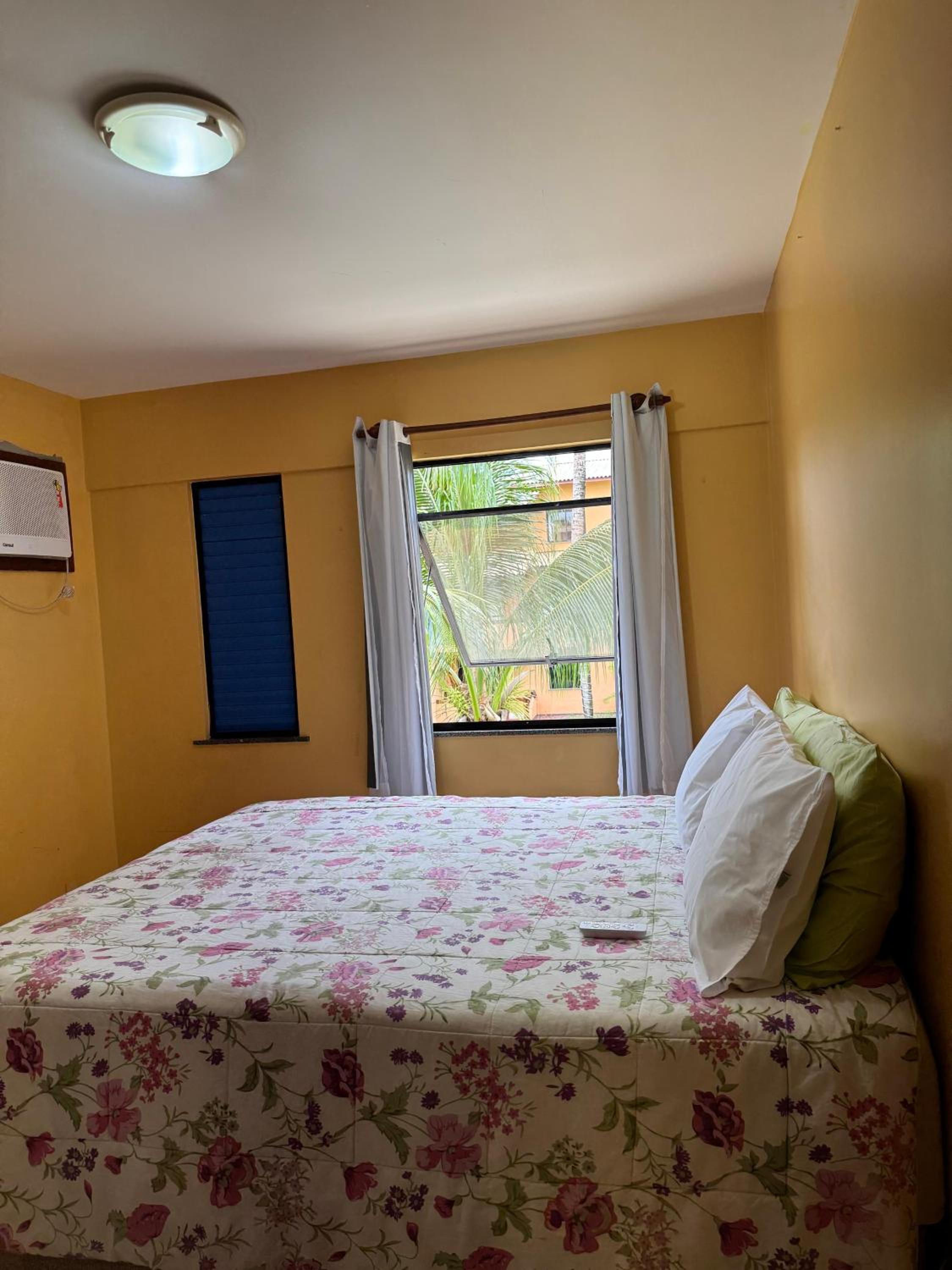 Apartment with Balcony photo 1