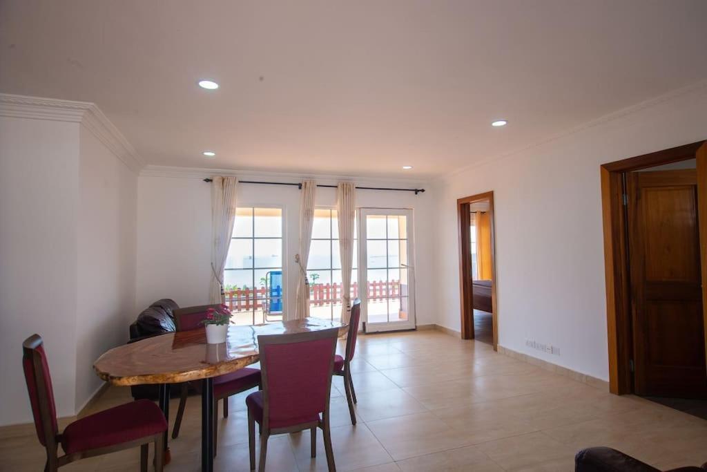 One-Bedroom House photo 1