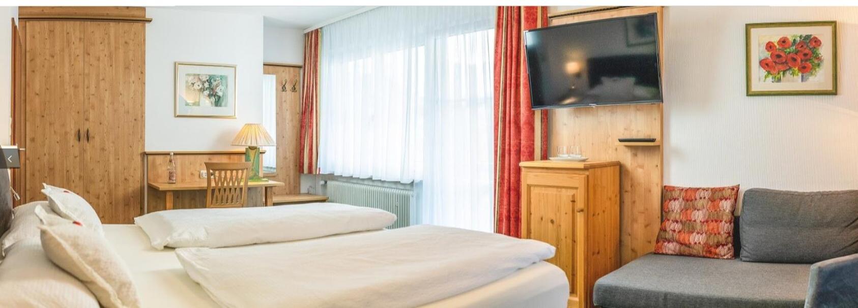 Junior Suite with Balcony