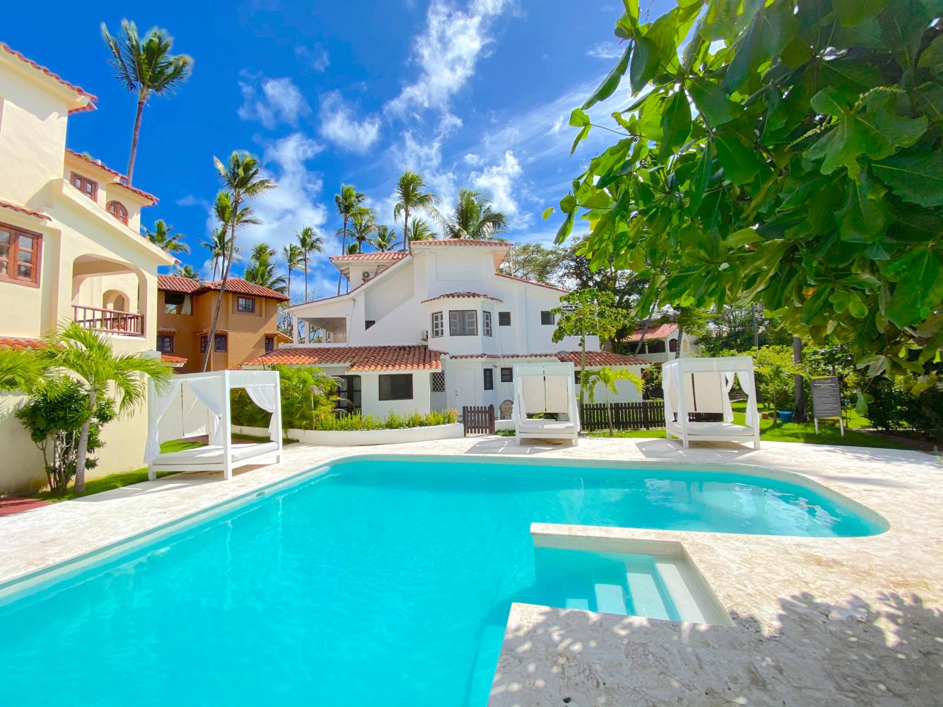 Villa With Garden View
