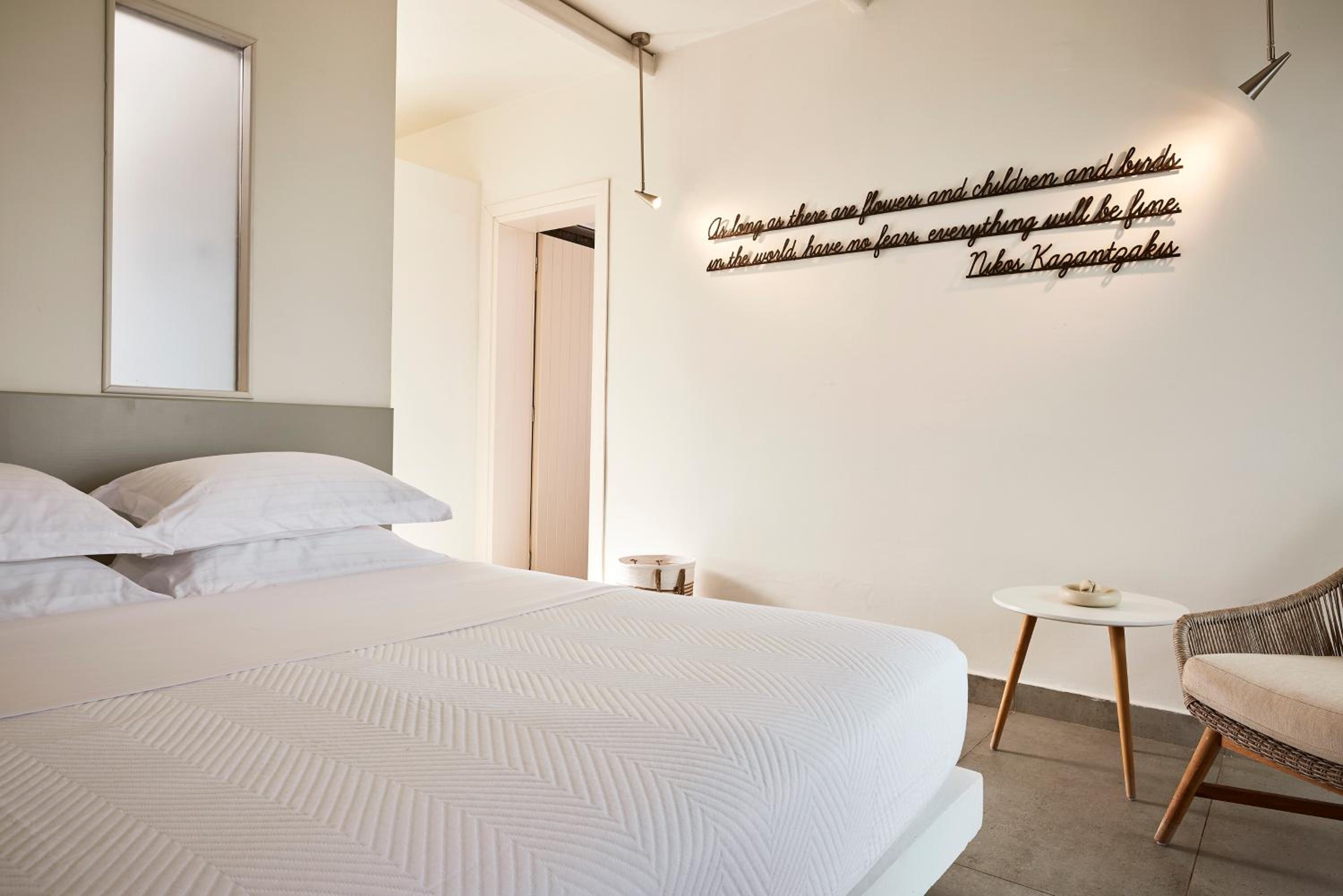 Family Suite with Private Pool & Sea View
