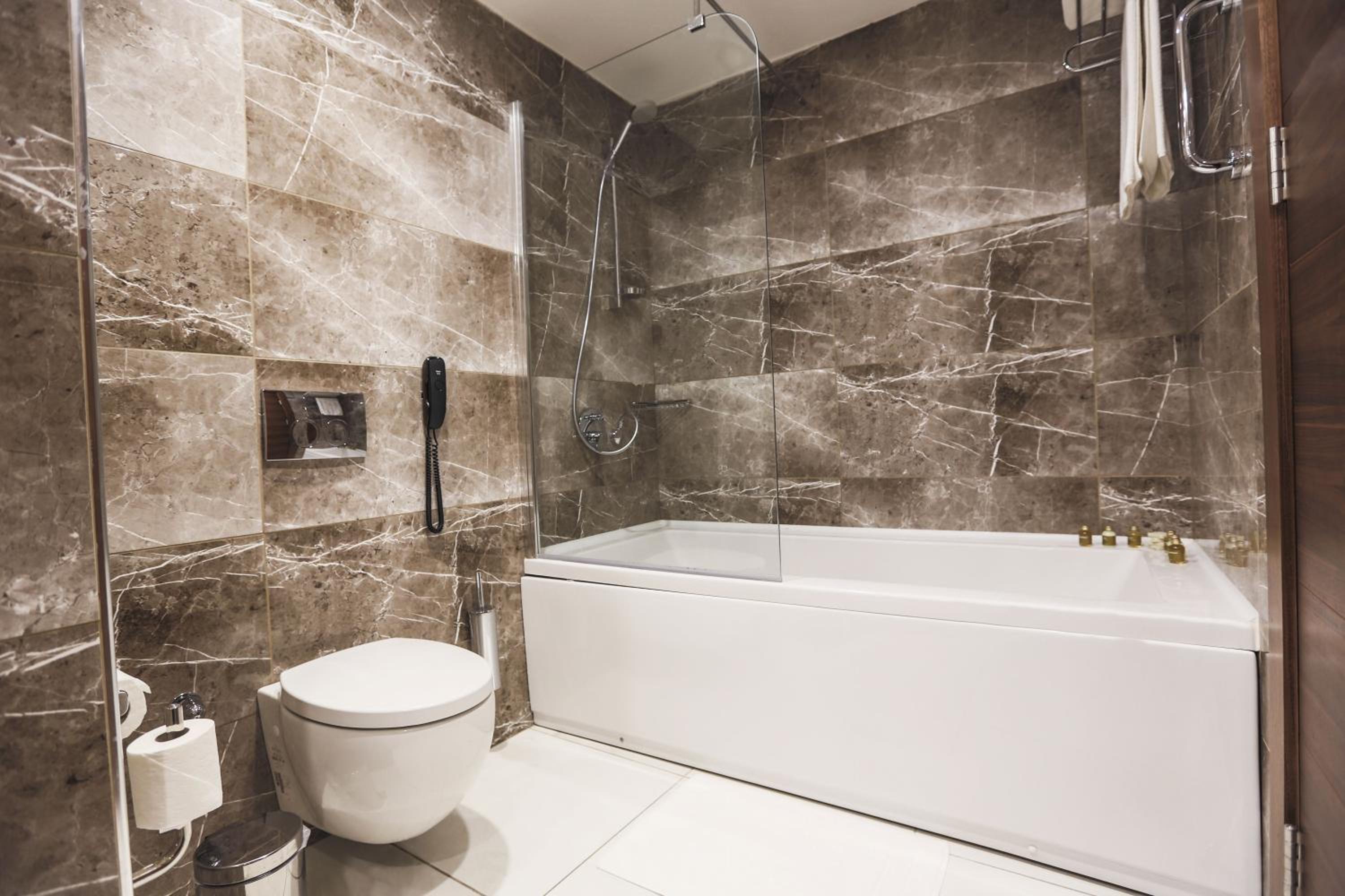Deluxe Triple Room - Photo 6