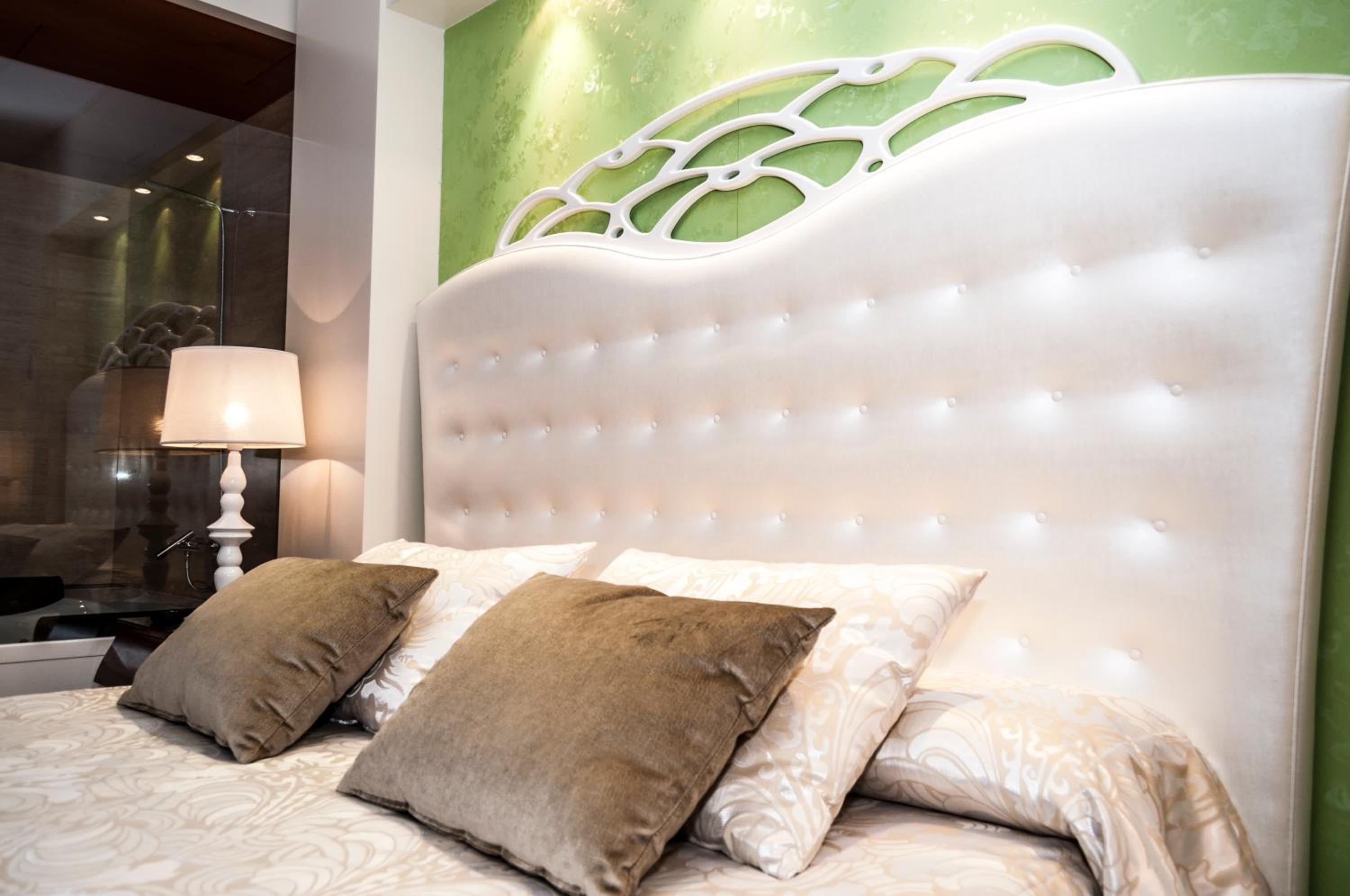 Superior Double Room - Photo 3