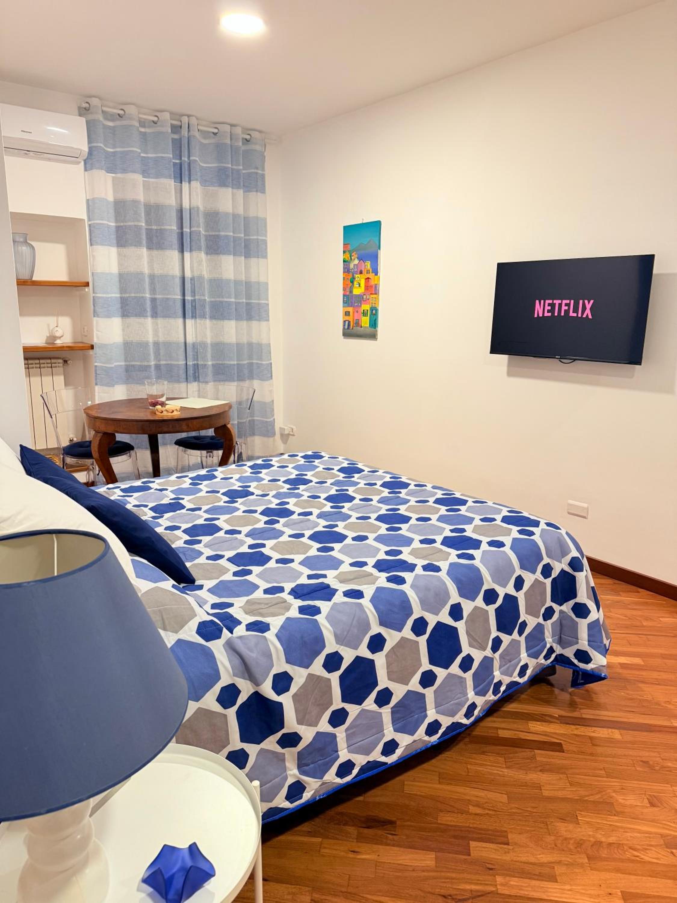 Deluxe Double Room with Balcony photo 1