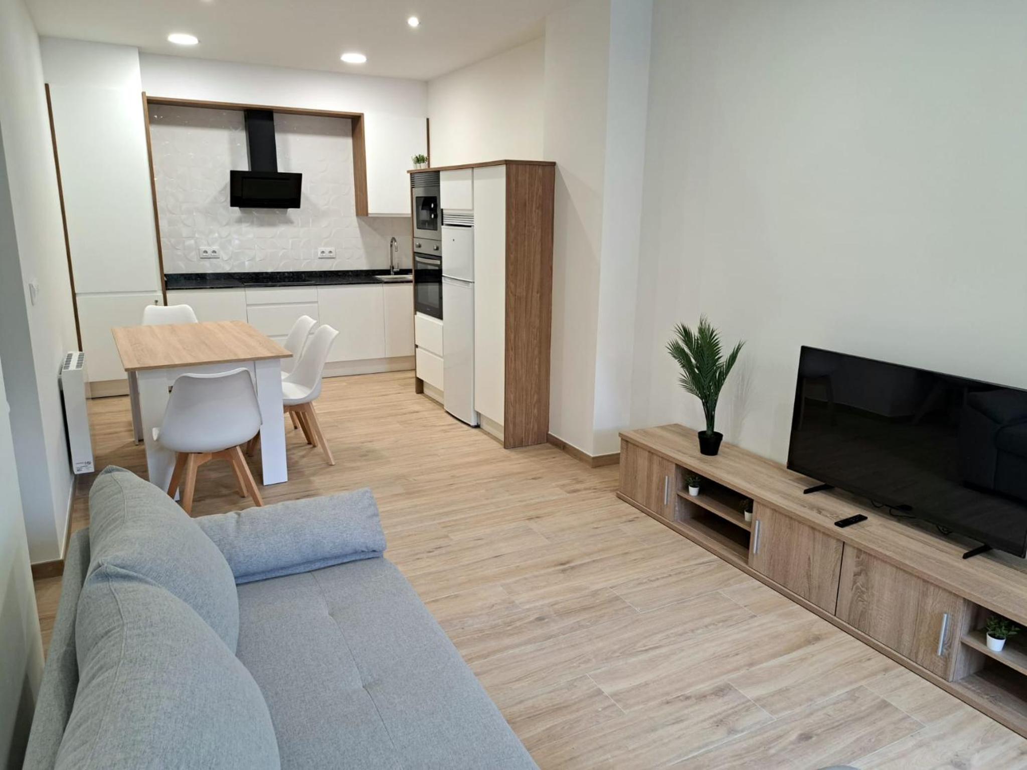 Two-Bedroom Deluxe Apartment photo 3