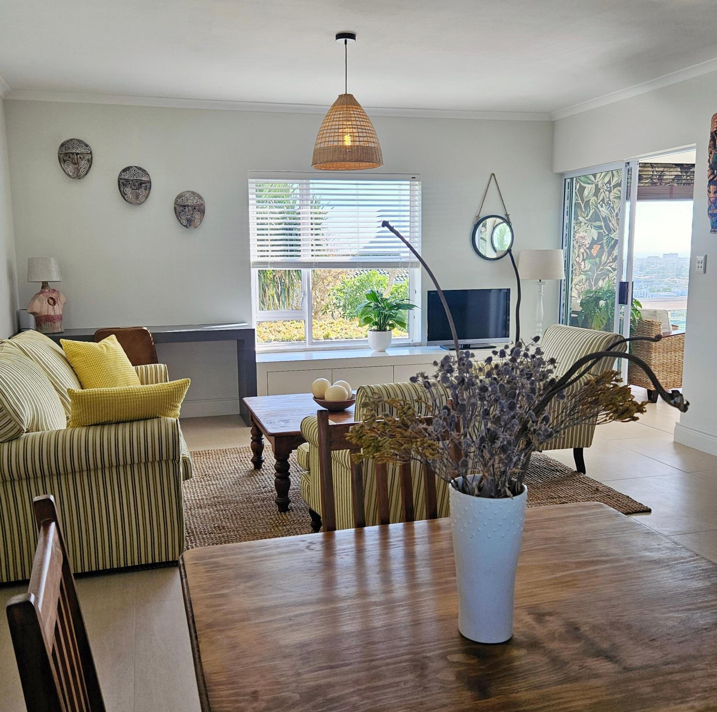 Two-Bedroom Apartment with Ocean View photo 1