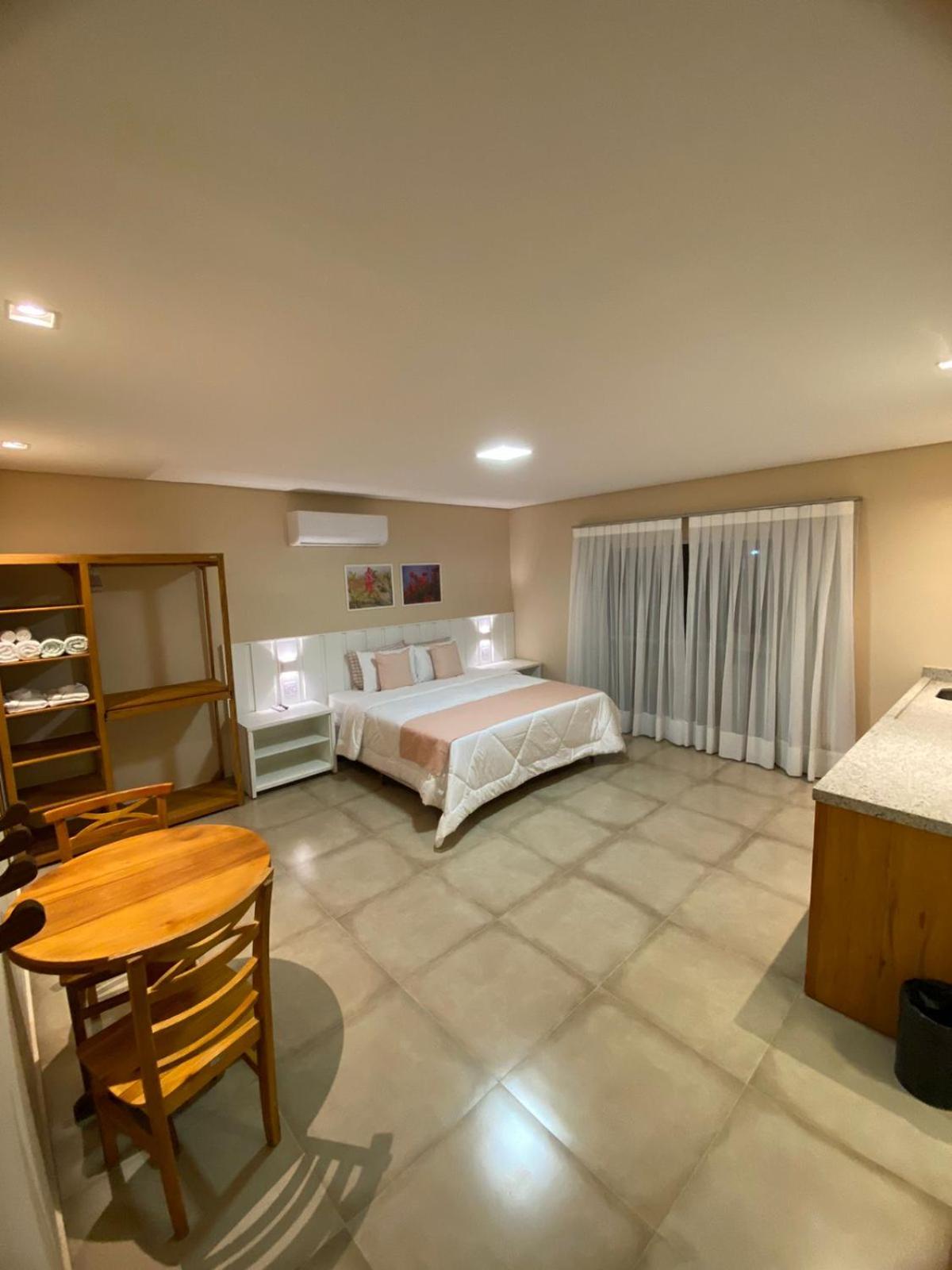 Deluxe King Room photo 1