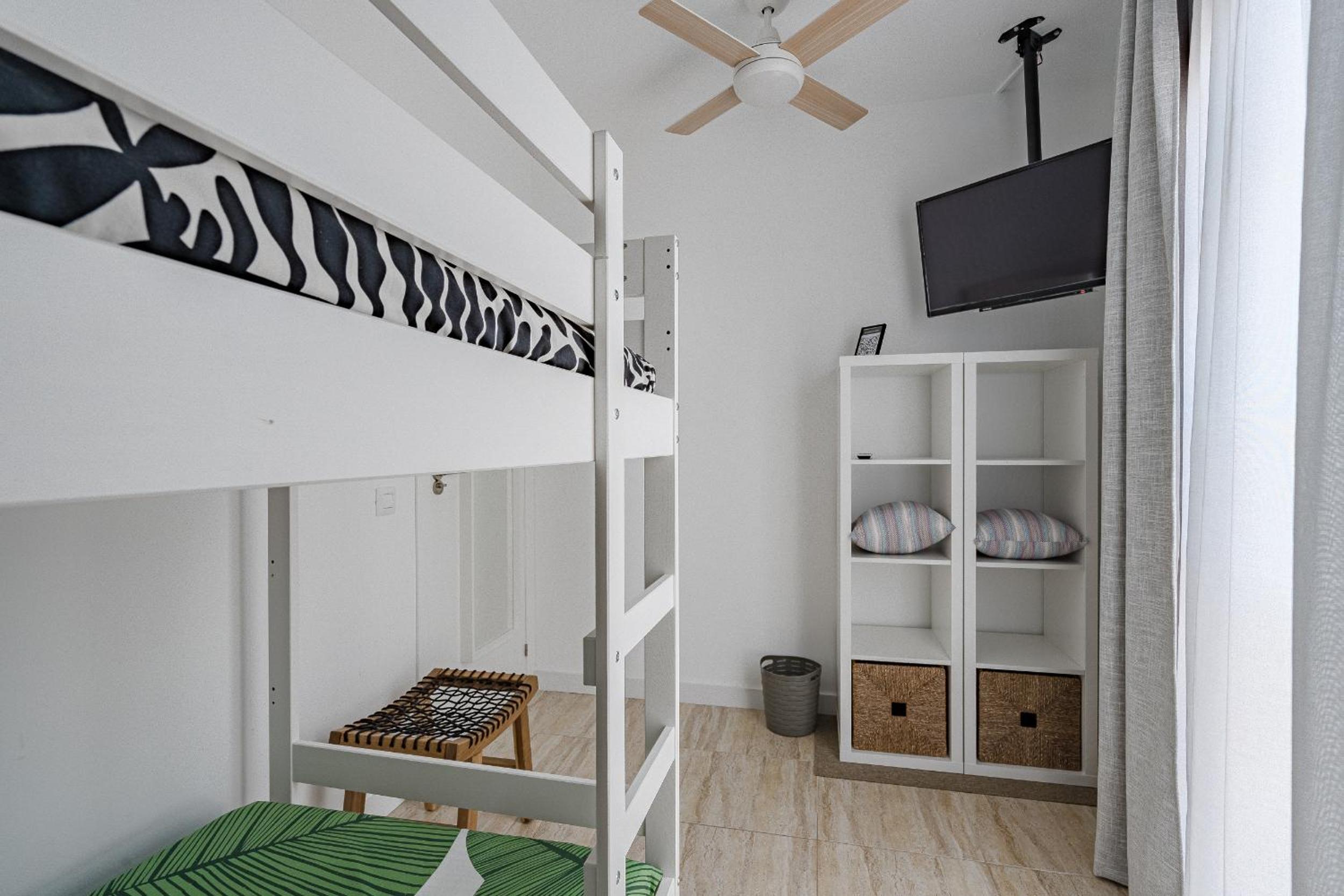 Habitación Estándar con Dos Camas Individuales