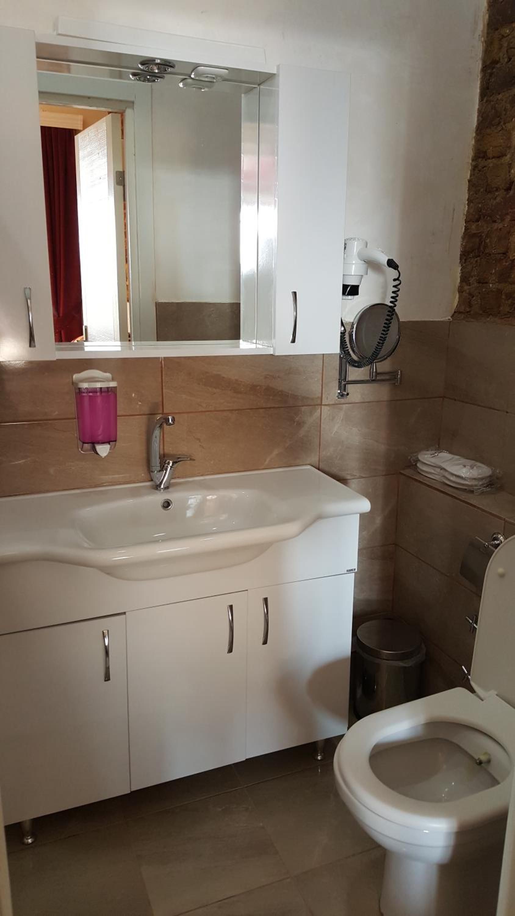 Standard Triple Room photo 3